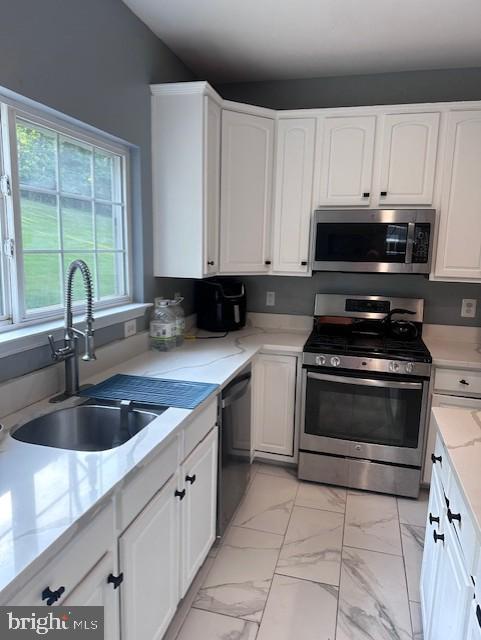 LINWOOD KNOLLS - Residential
