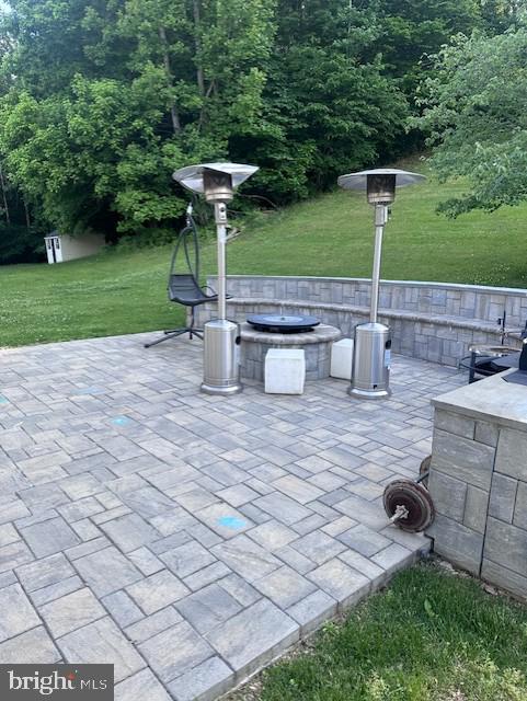 LINWOOD KNOLLS - Residential