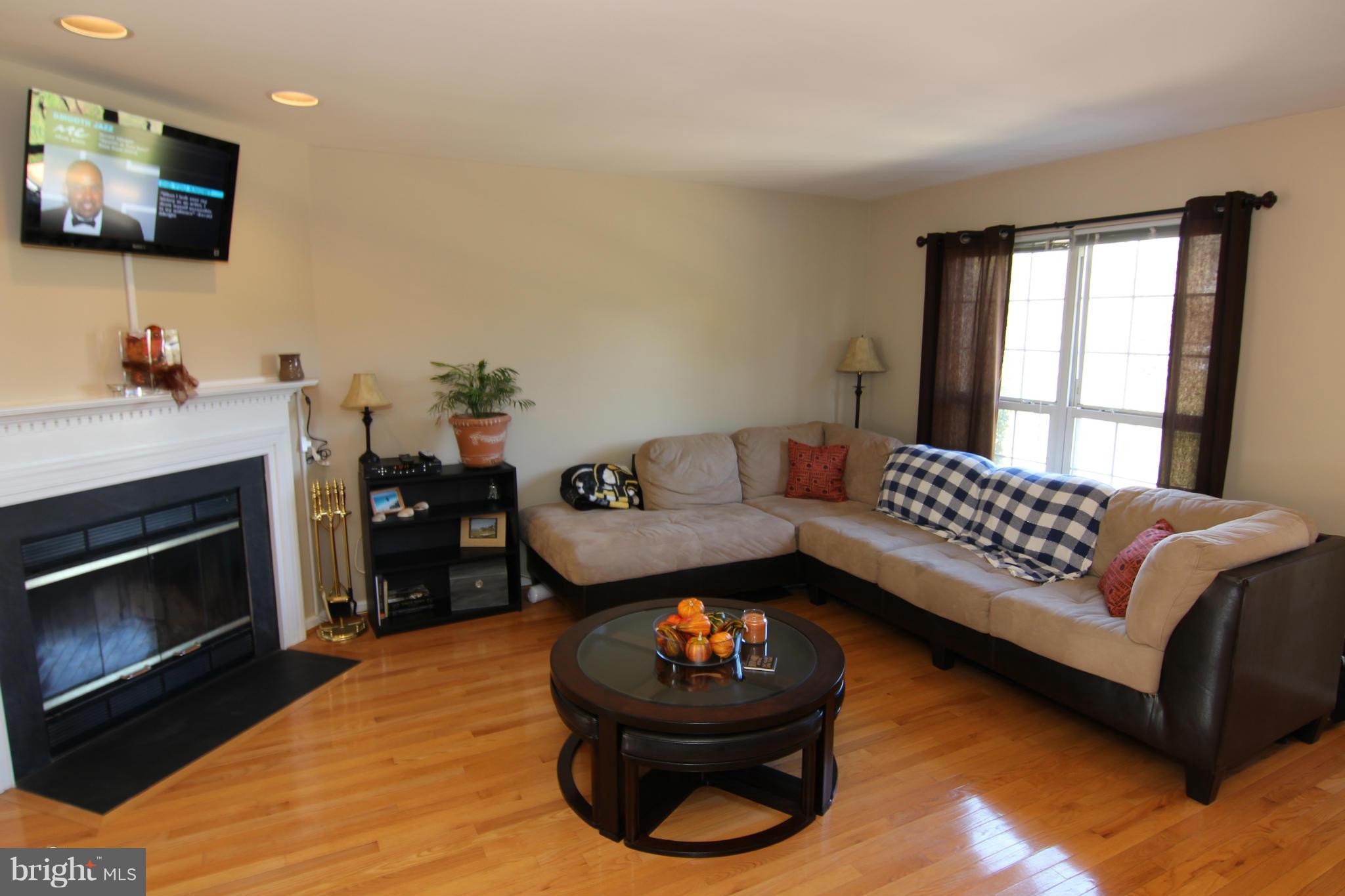 WOODGATE MANOR - Residential