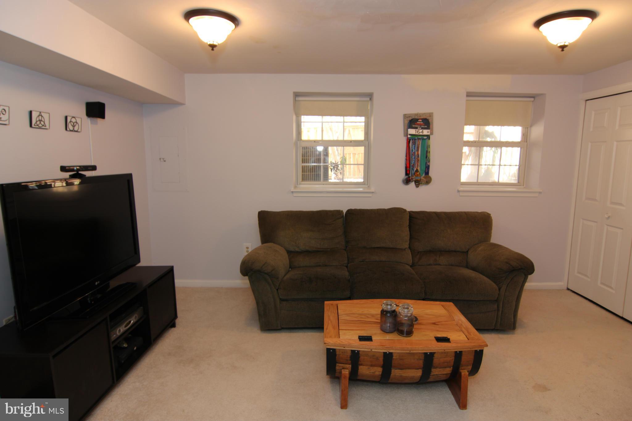 WOODGATE MANOR - Residential