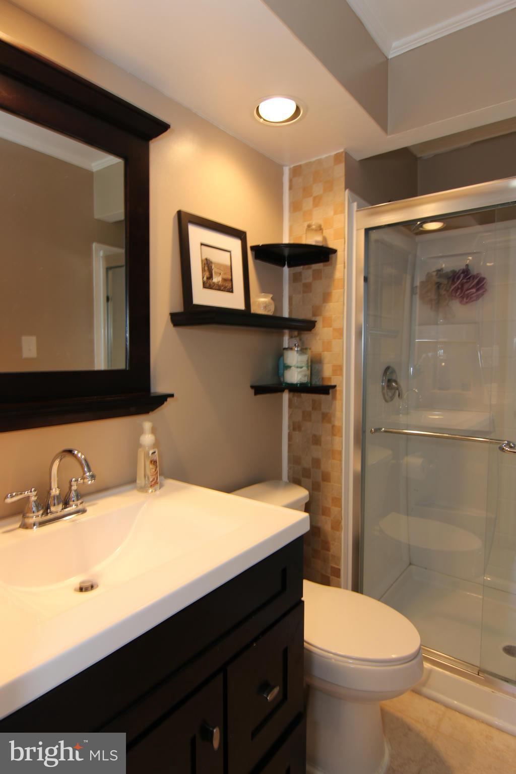 WOODGATE MANOR - Residential