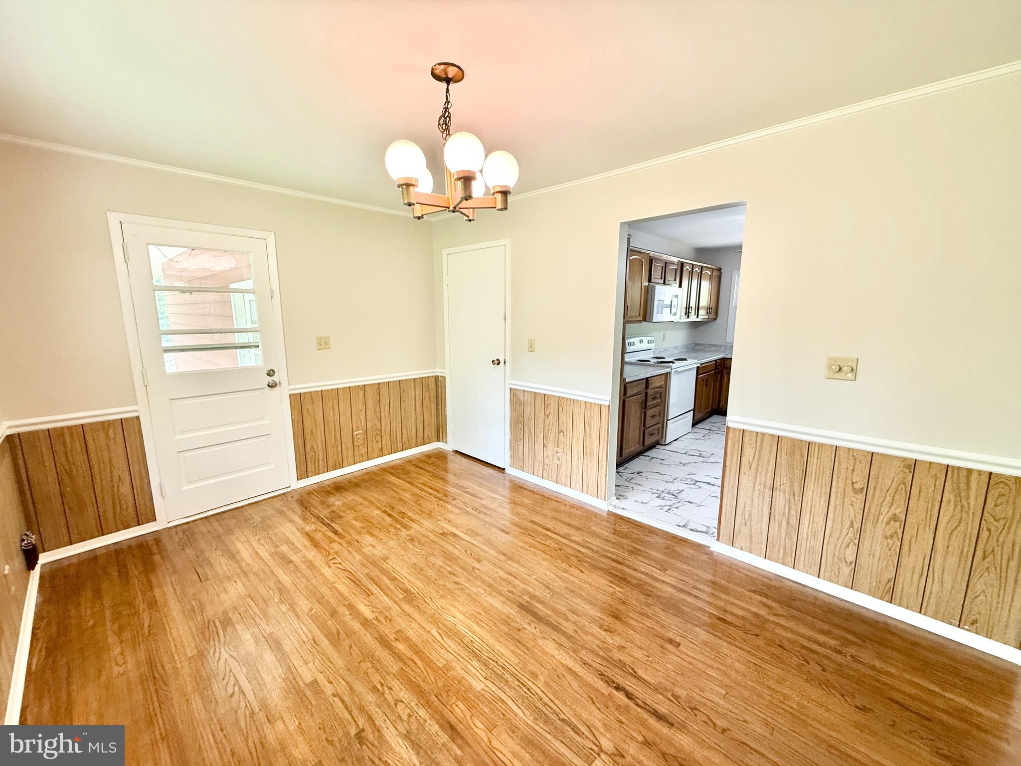 LEE'S HEADQUARTERS - Residential