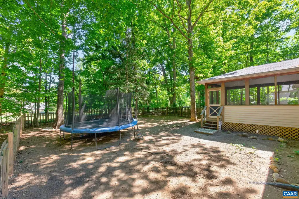 Additional image 27 of 29 N Bearwood Dr, Palmyra, VA 22963