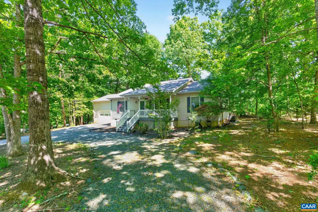 Additional image 3 of 29 N Bearwood Dr, Palmyra, VA 22963