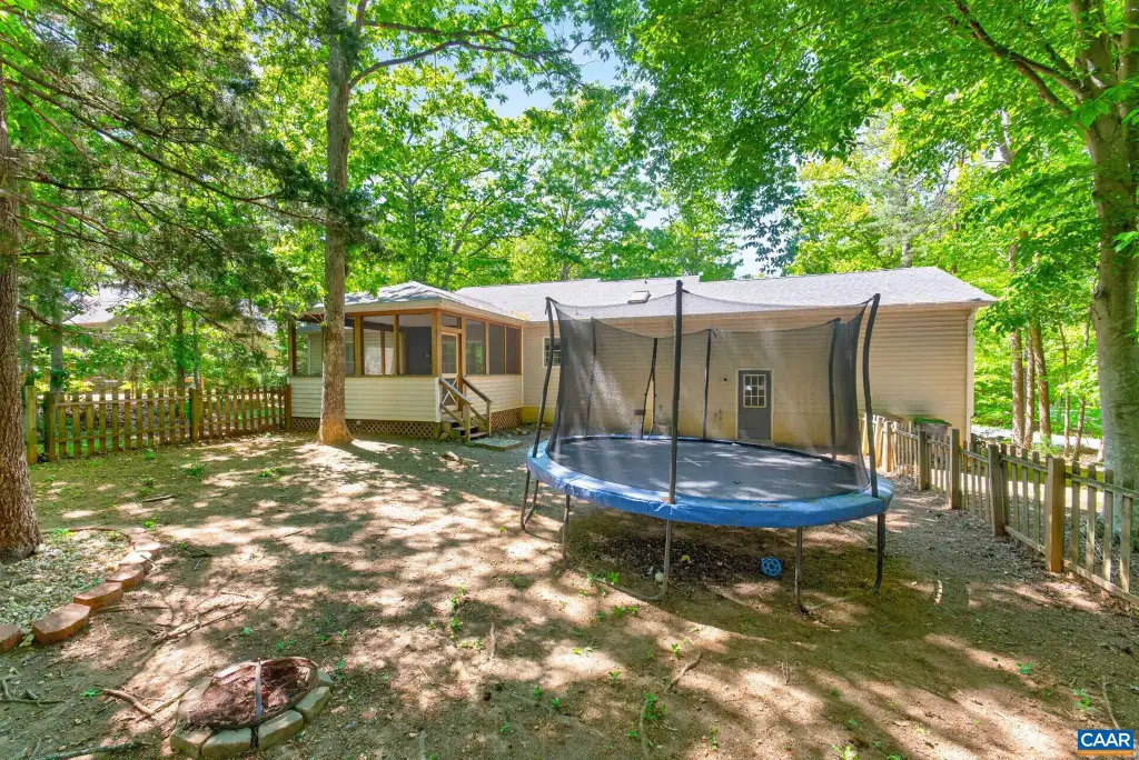 Additional image 28 of 29 N Bearwood Dr, Palmyra, VA 22963