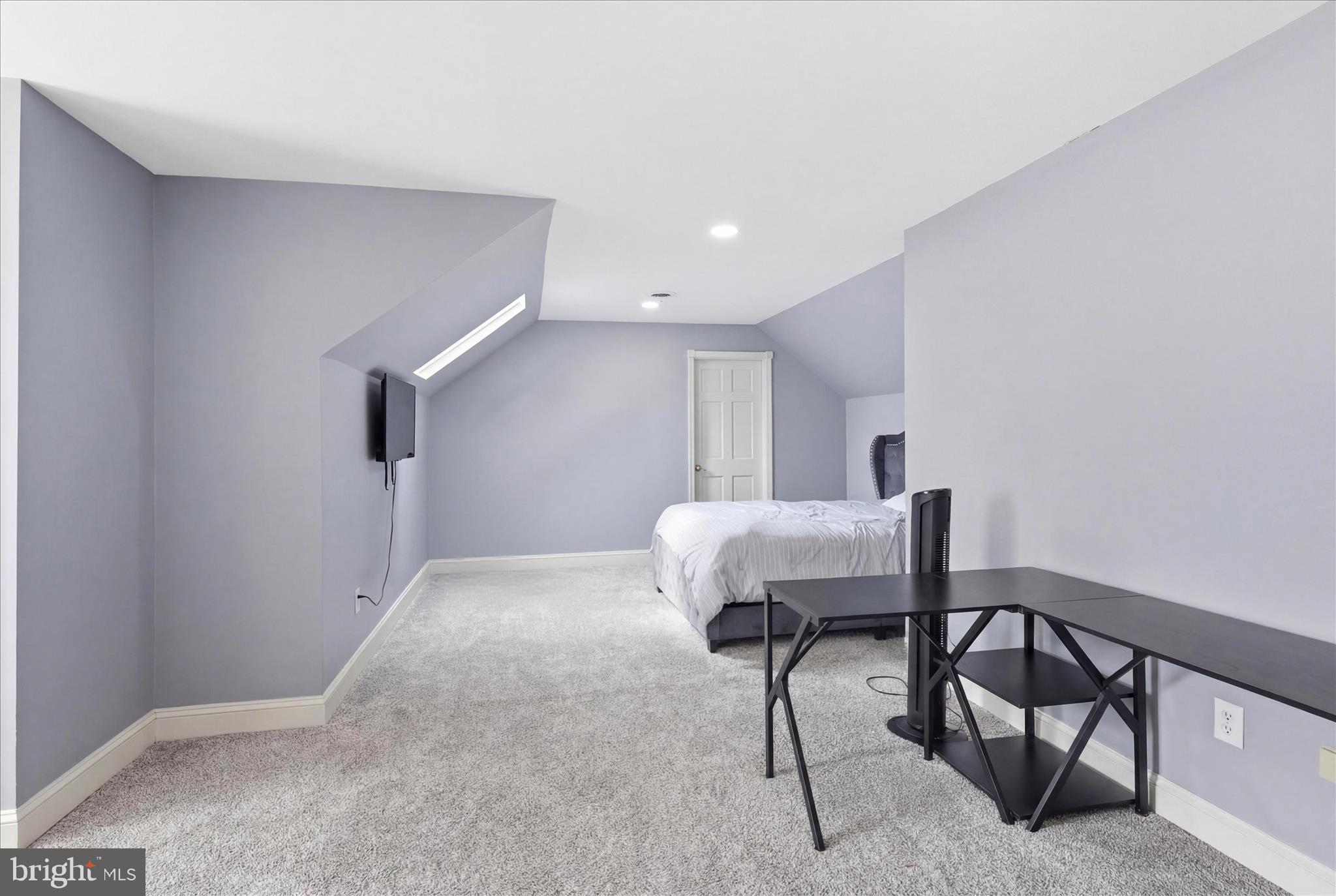 FOUNTAIN HEAD - Residential