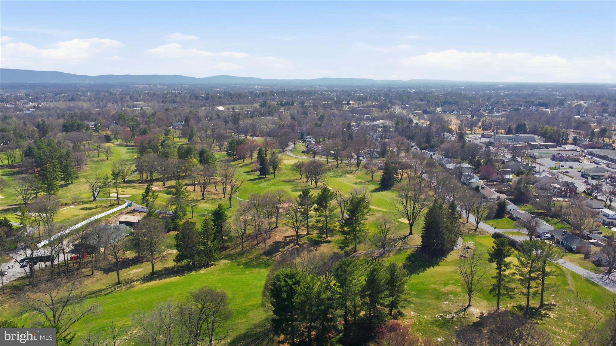 FOUNTAIN HEAD - Residential