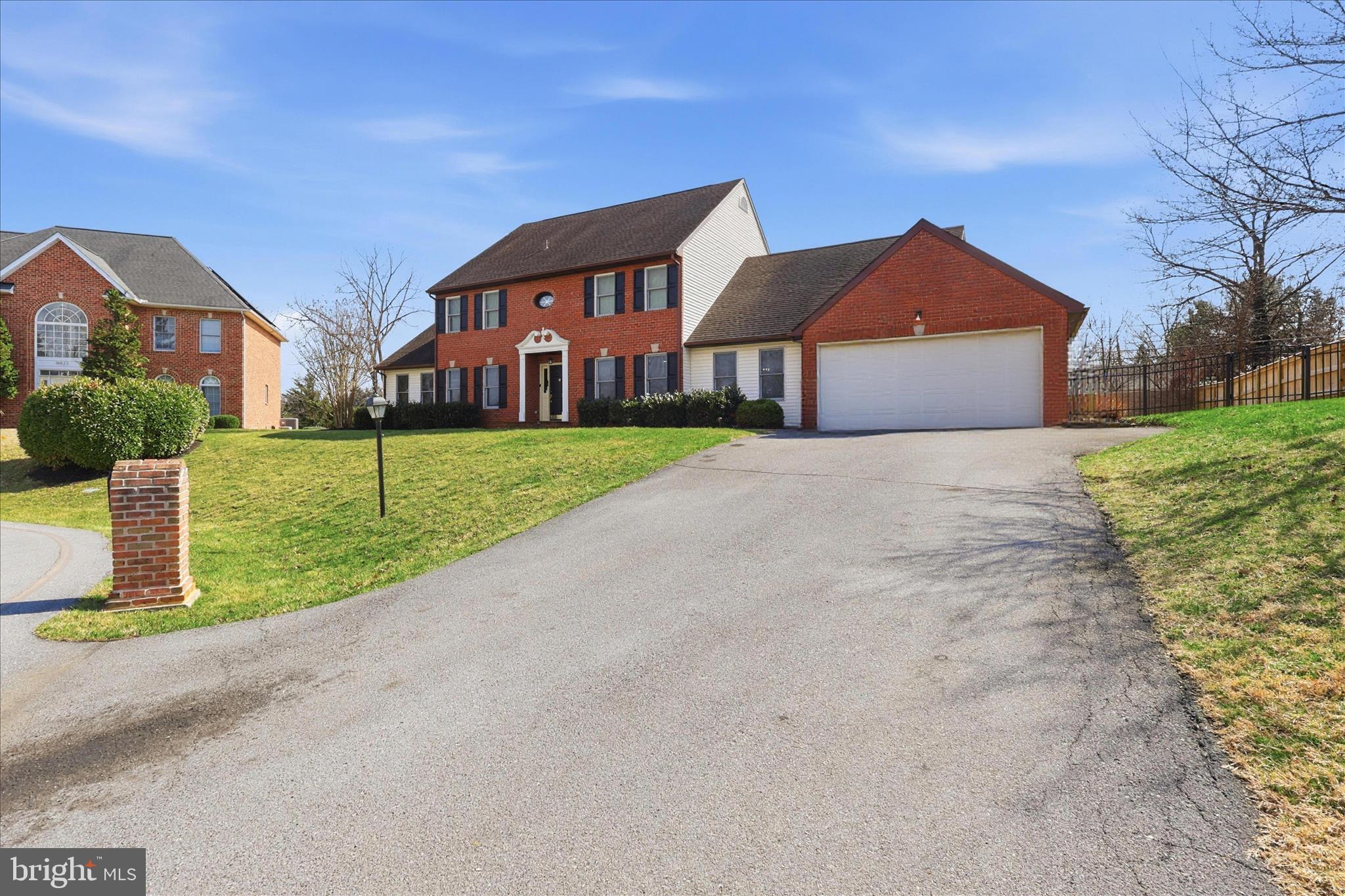 FOUNTAIN HEAD - Residential