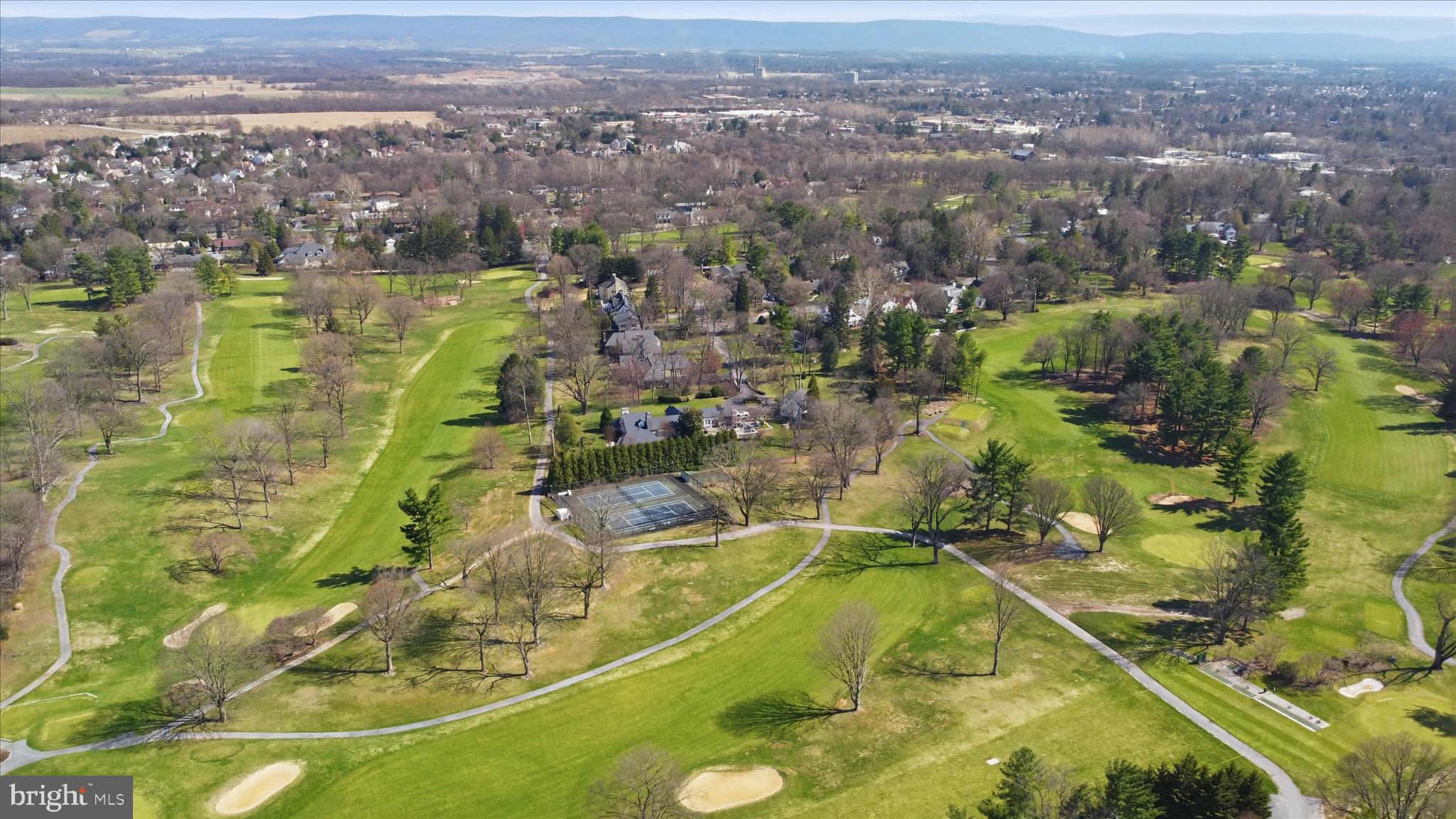 FOUNTAIN HEAD - Residential