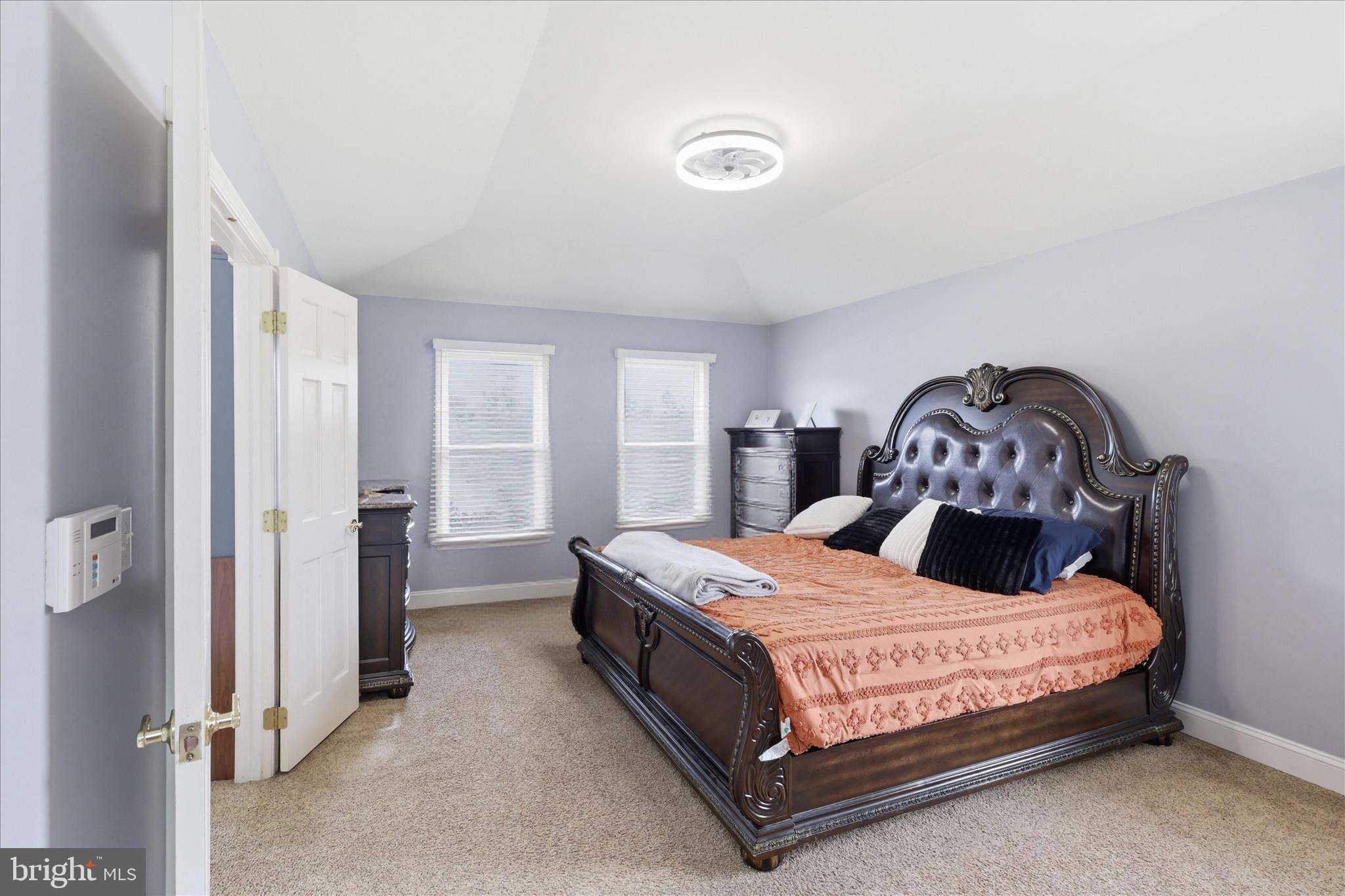 FOUNTAIN HEAD - Residential