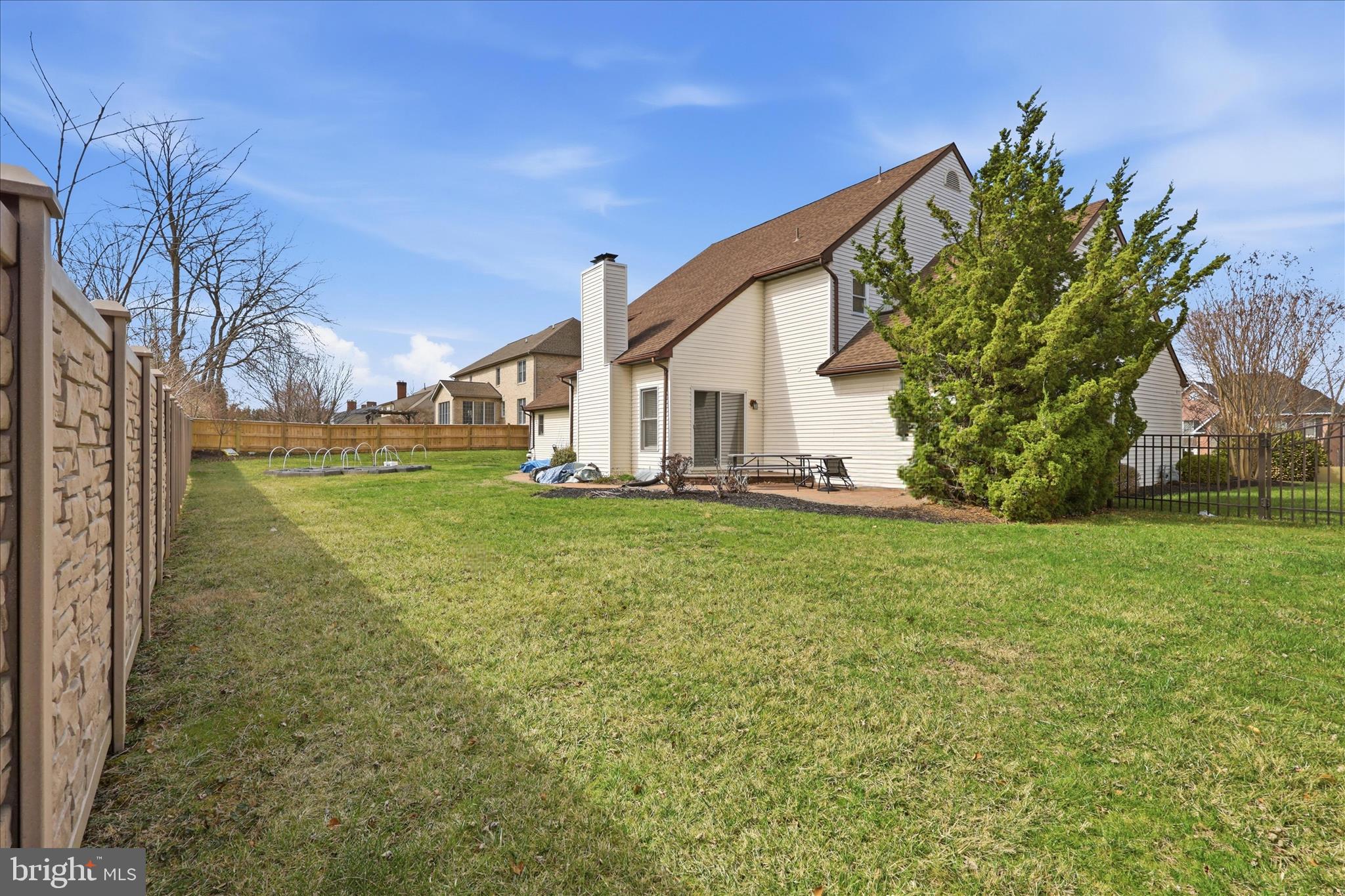 FOUNTAIN HEAD - Residential