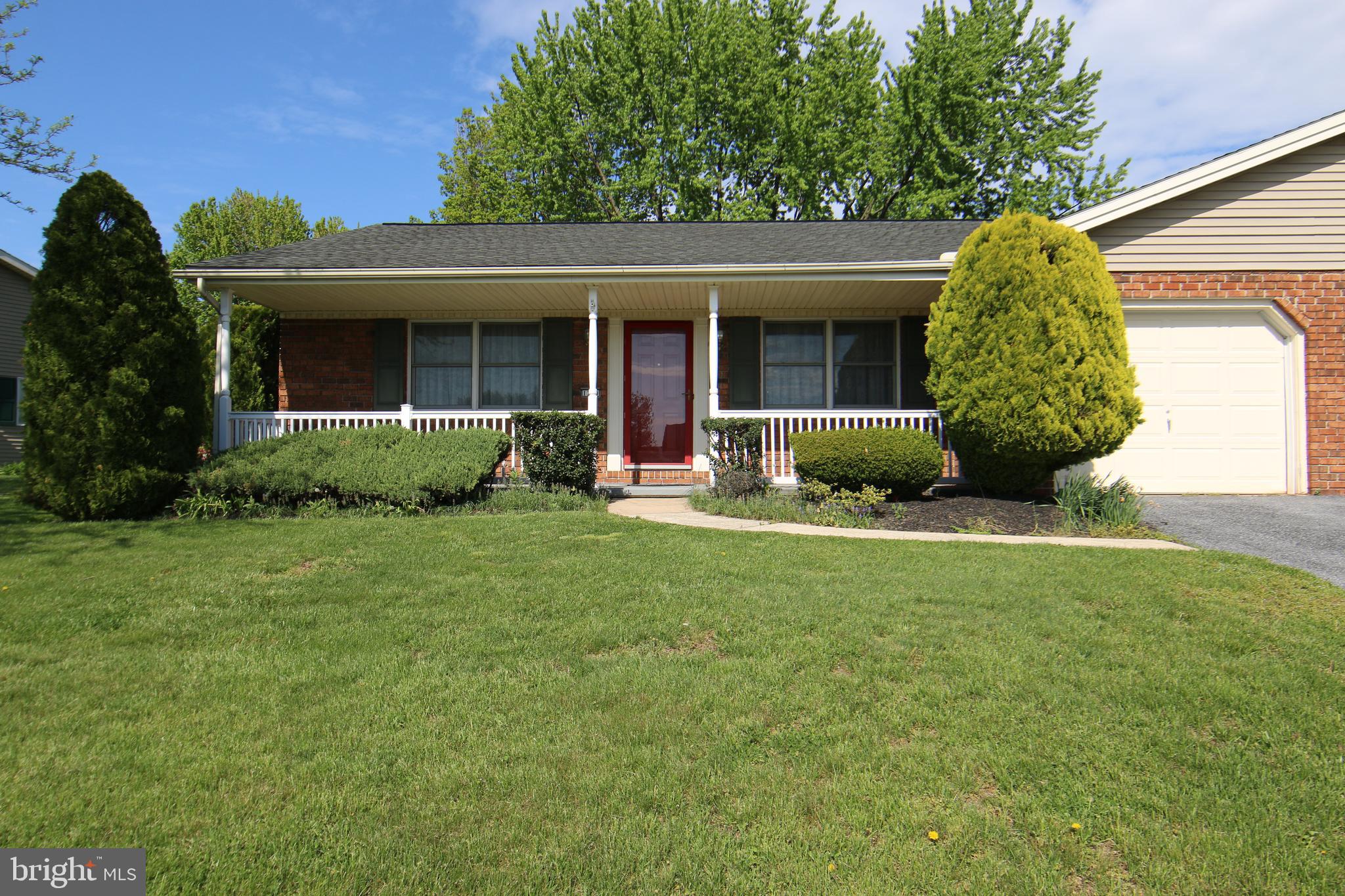 1370 WOODRIDGE DRIVE