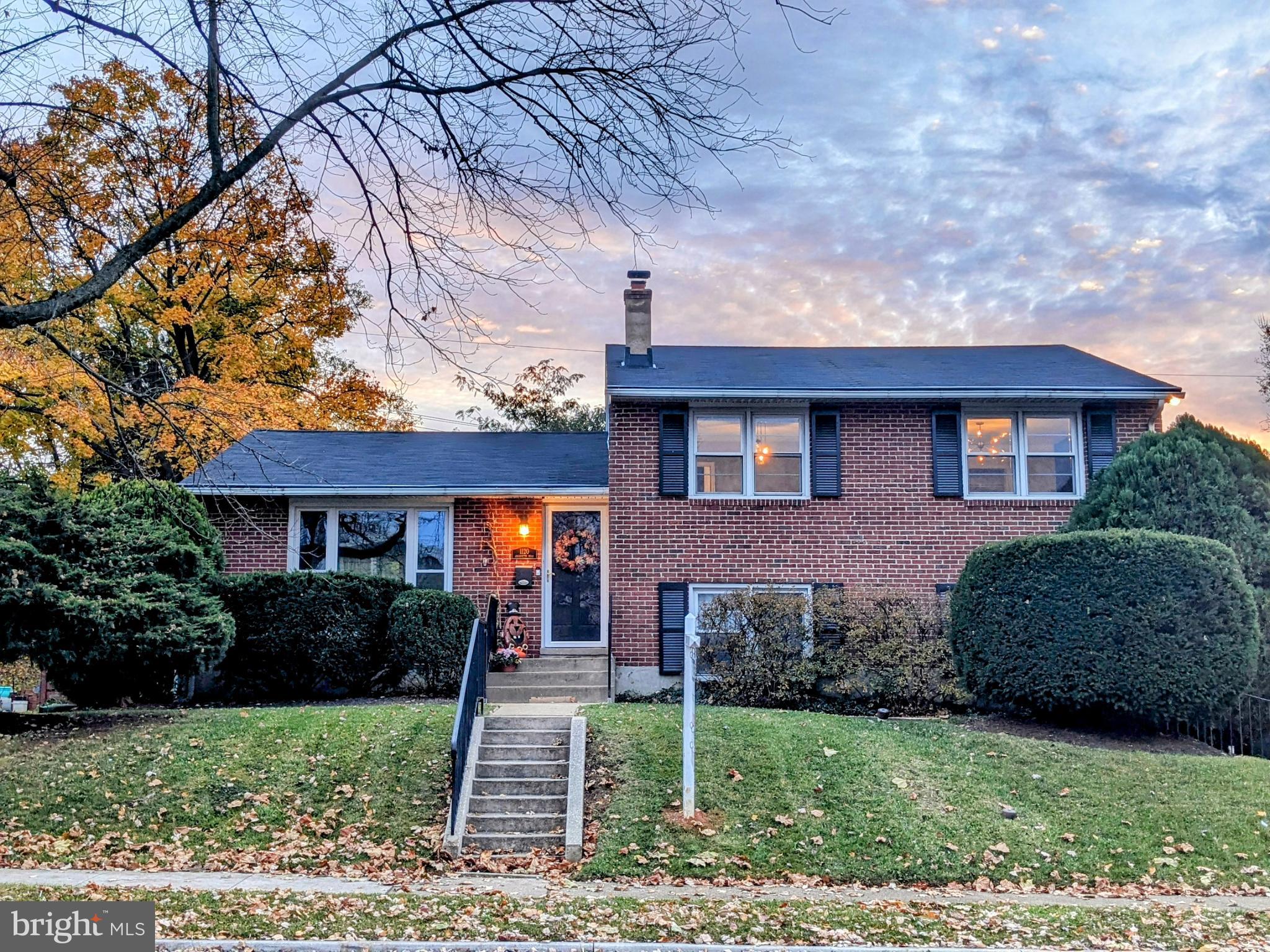 DULANEY VILLAGE - Residential