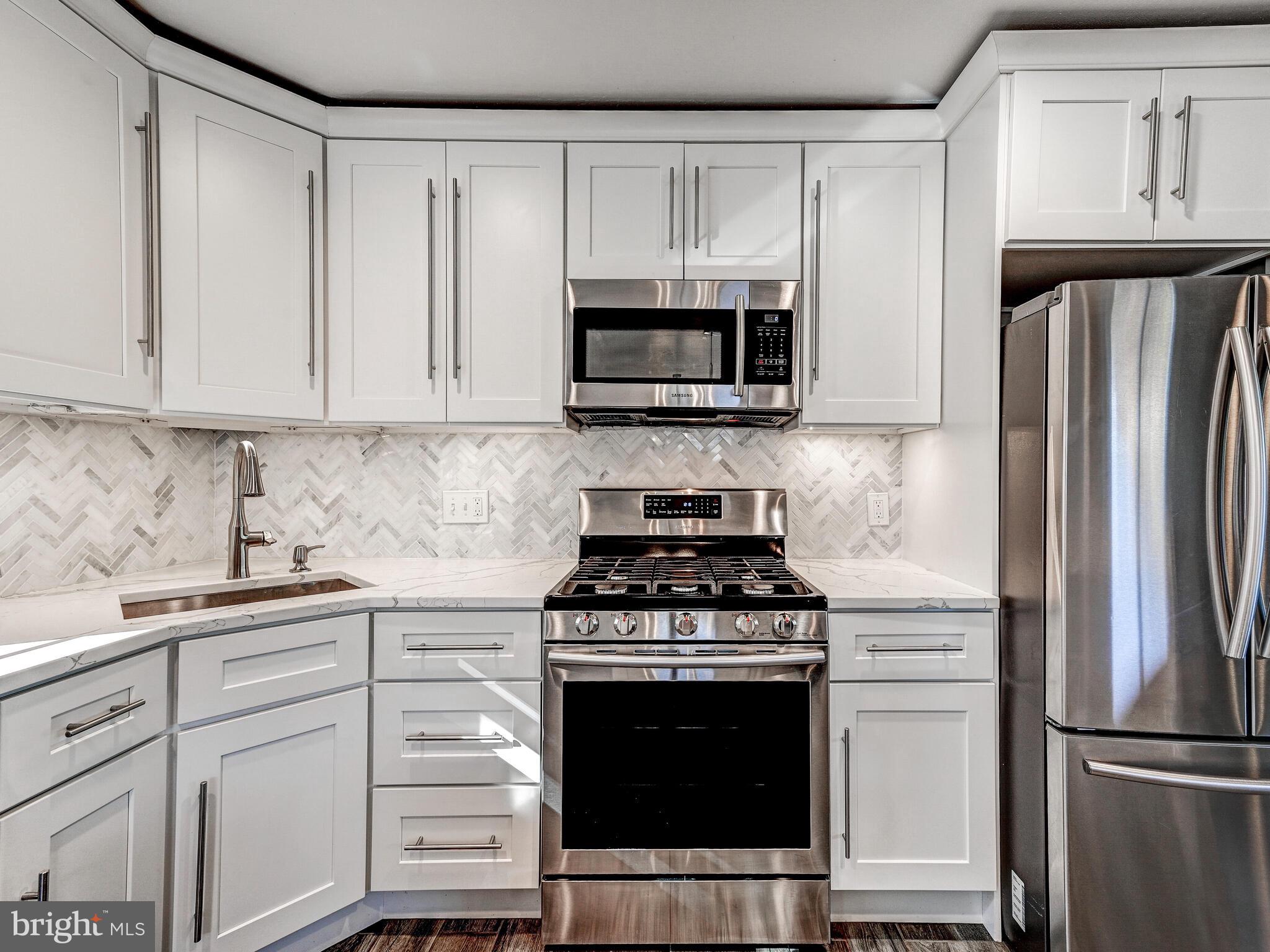 DULANEY VILLAGE - Residential