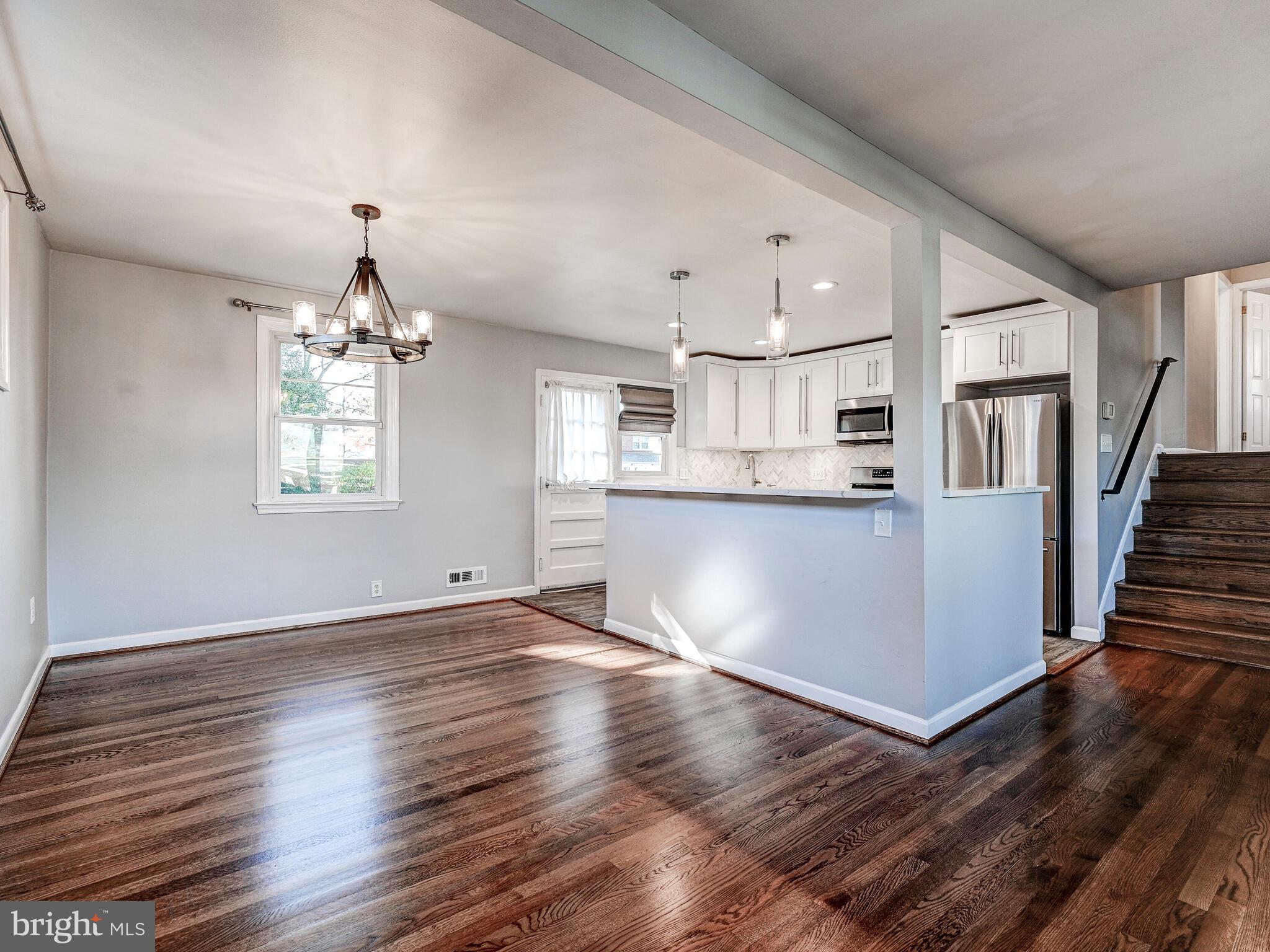 DULANEY VILLAGE - Residential