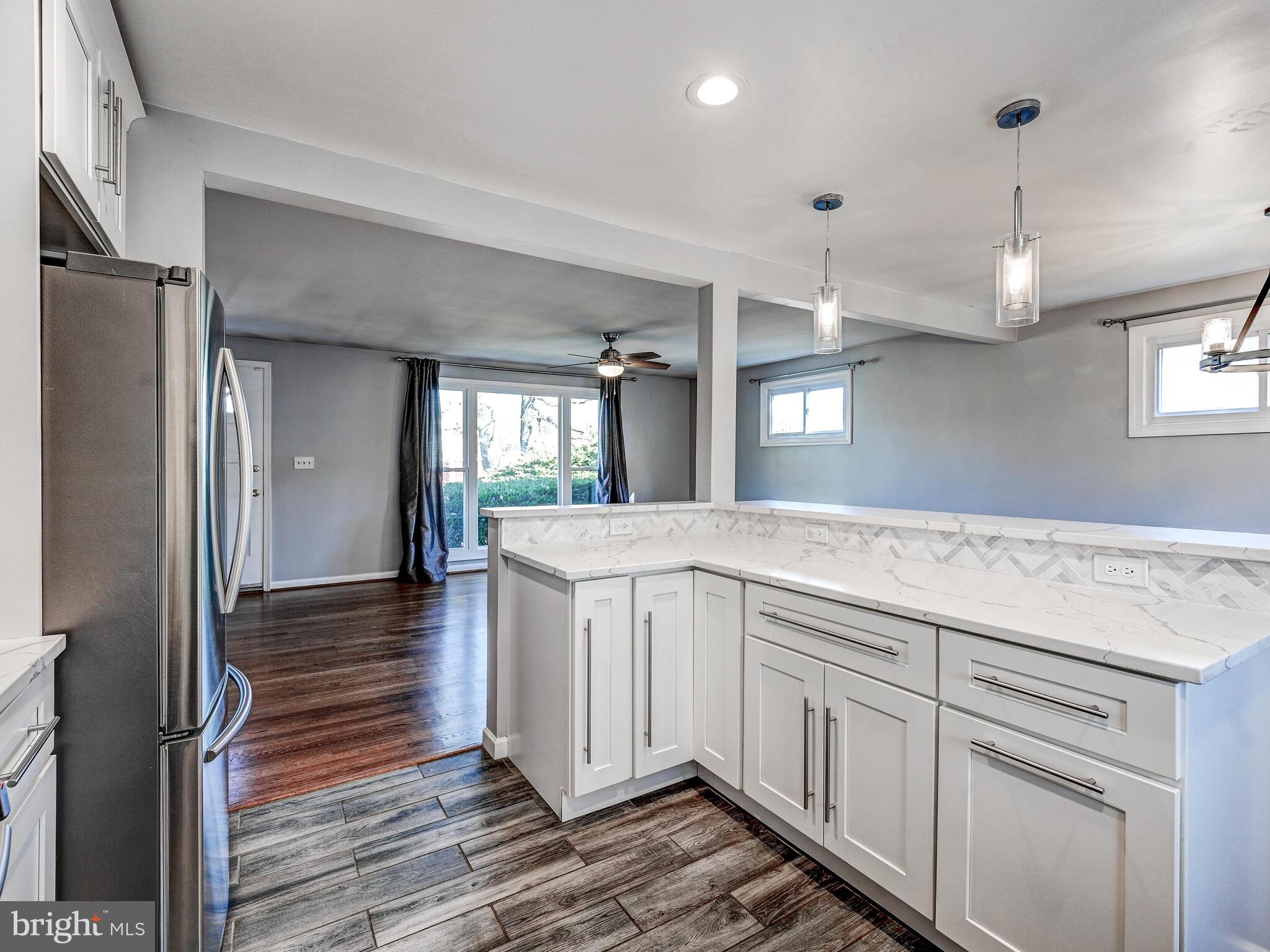 DULANEY VILLAGE - Residential