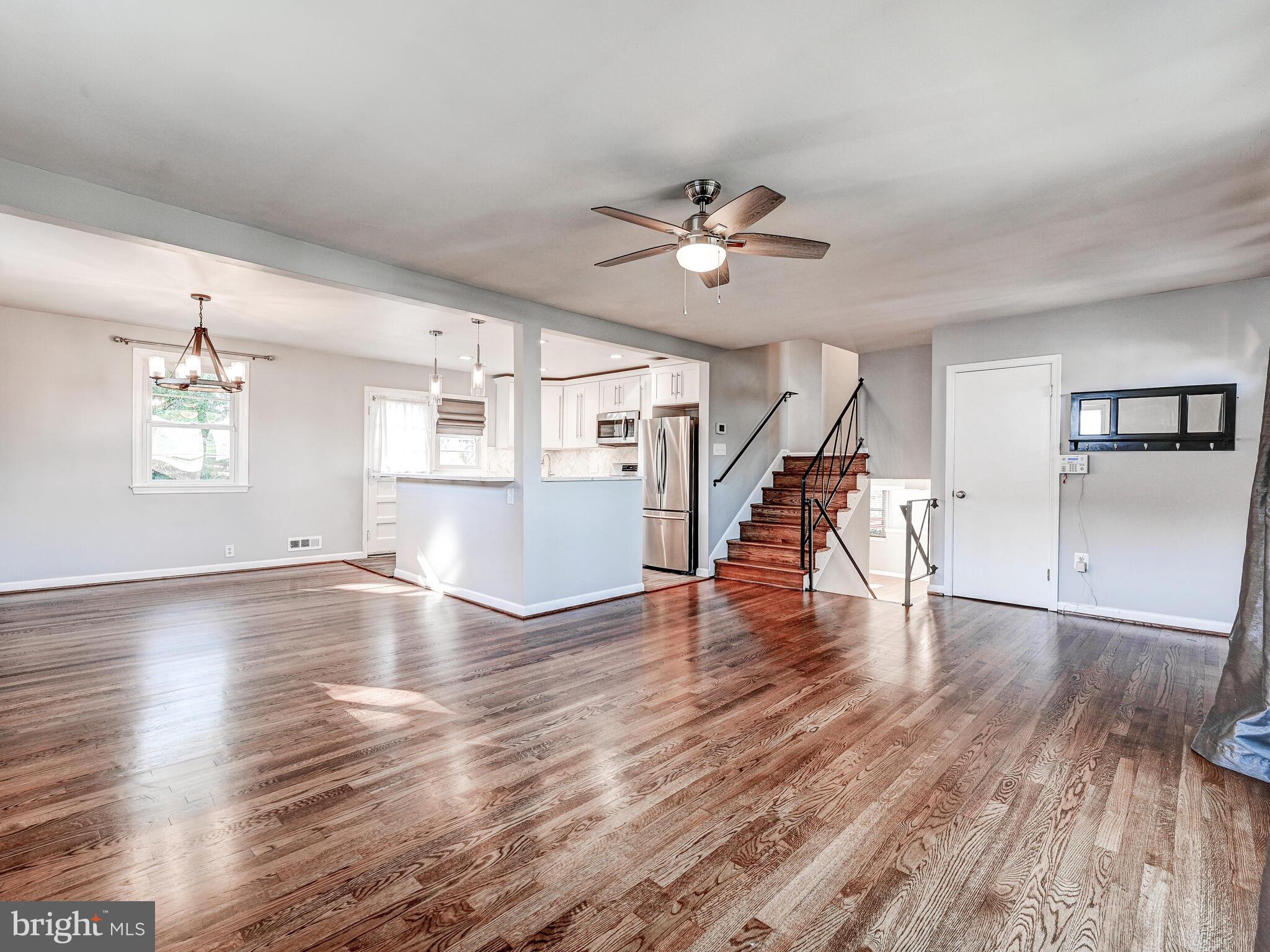 DULANEY VILLAGE - Residential