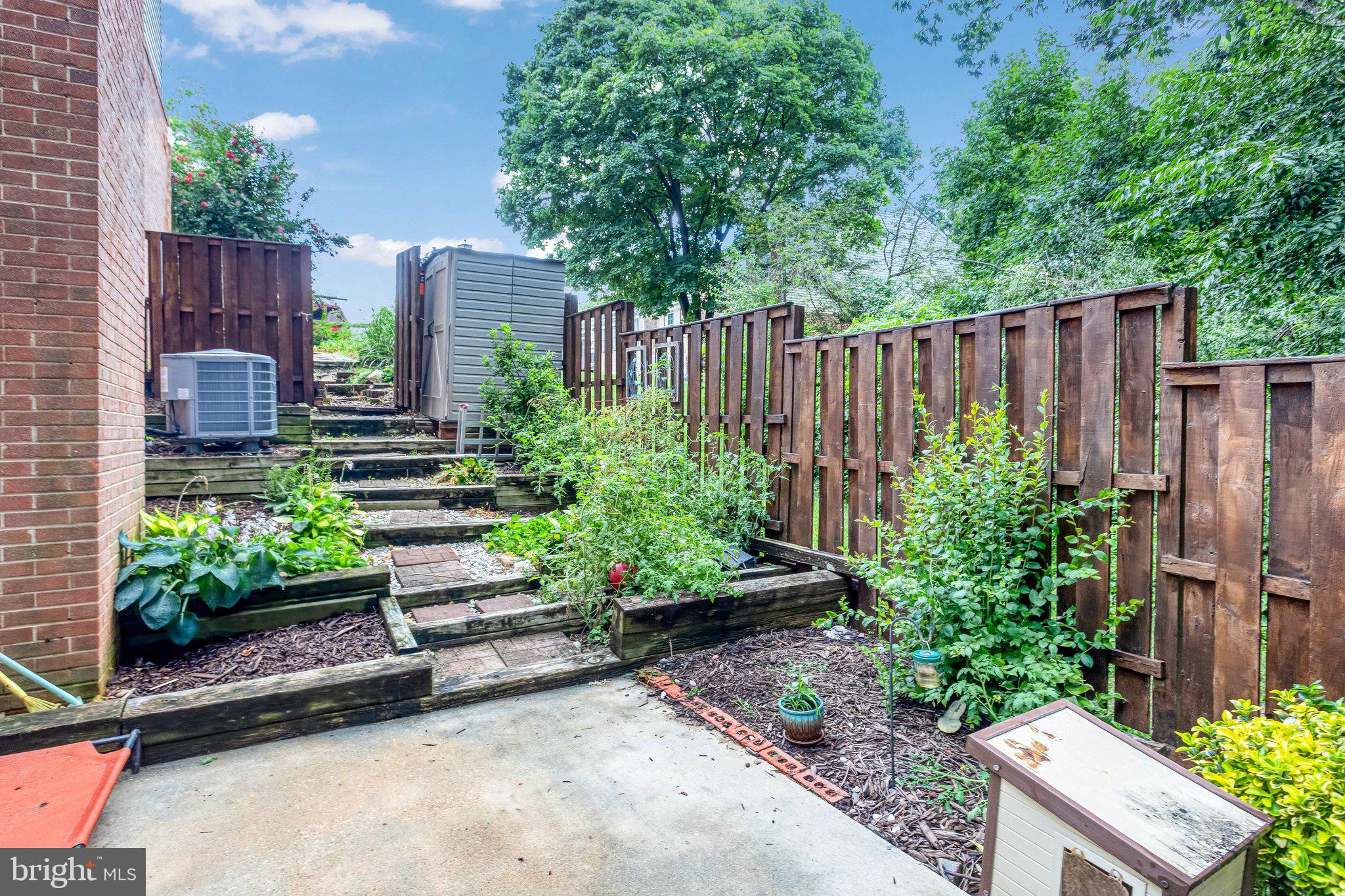 1947 MAYFLOWER DRIVE