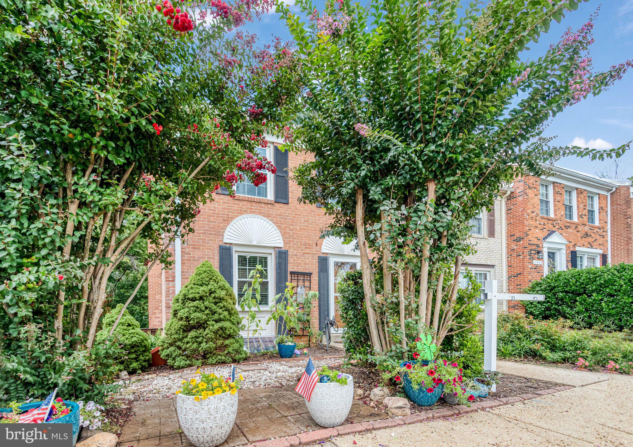 1947 MAYFLOWER DRIVE