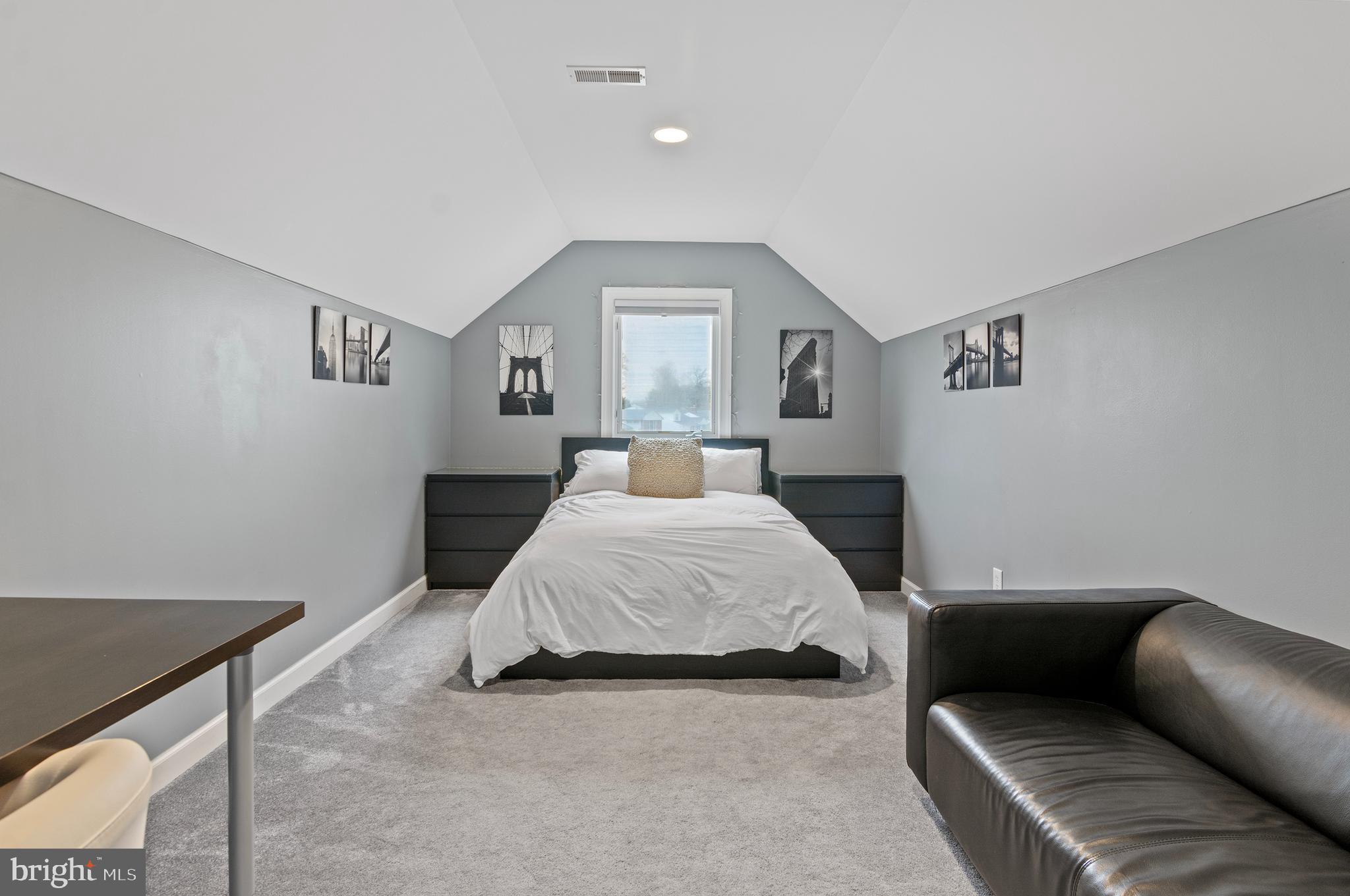GREEN SPRING MANOR - Residential