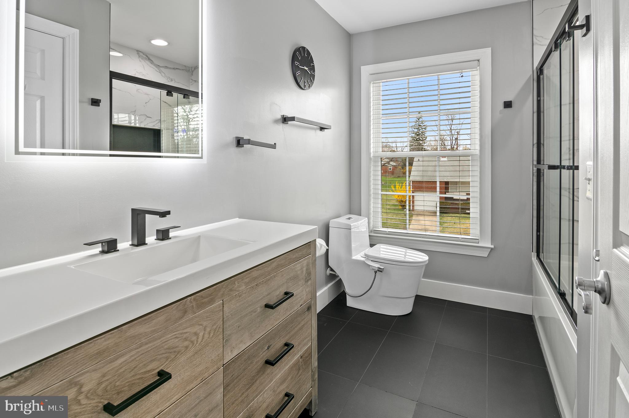 GREEN SPRING MANOR - Residential