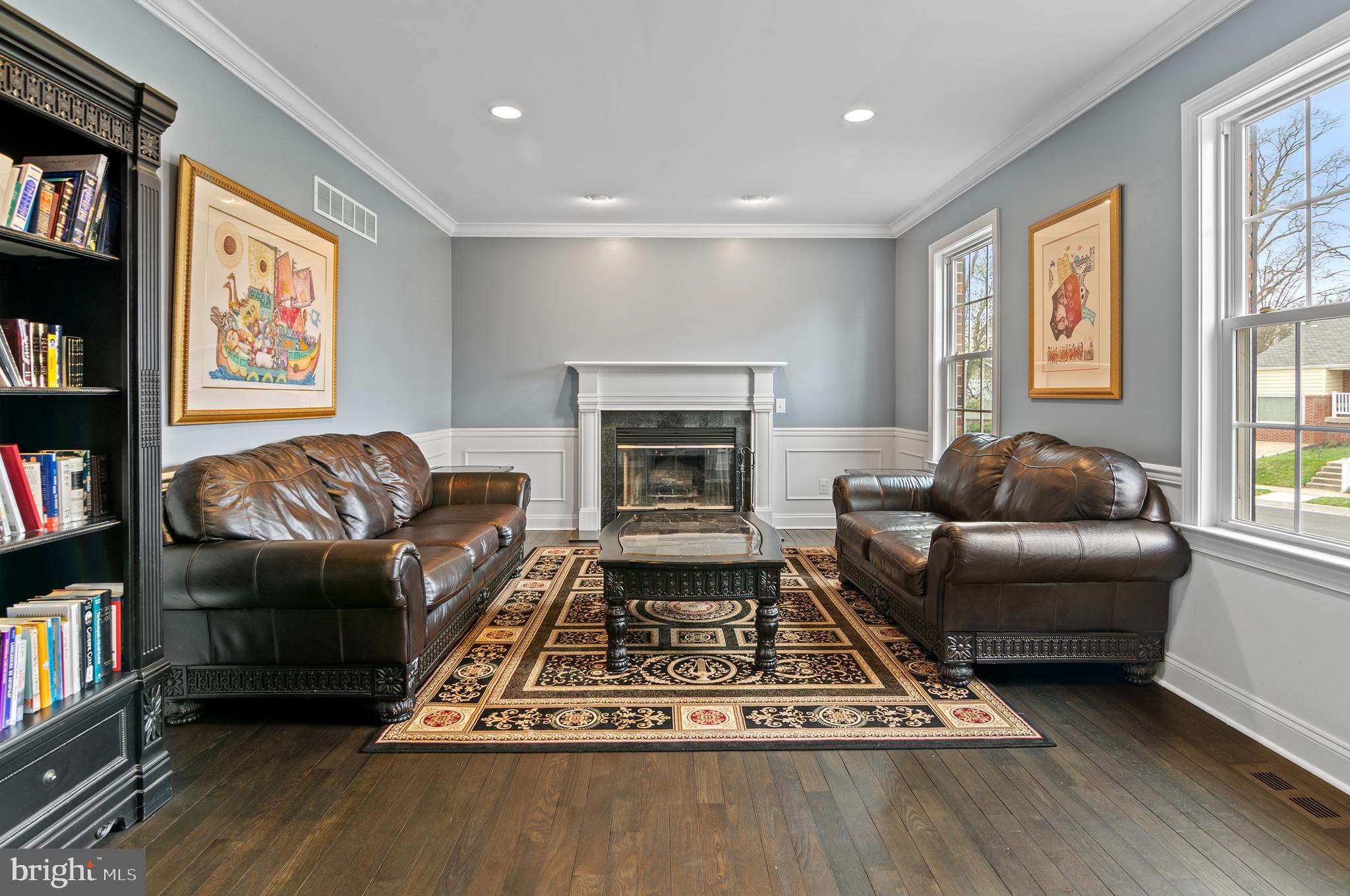 3211 HATTON