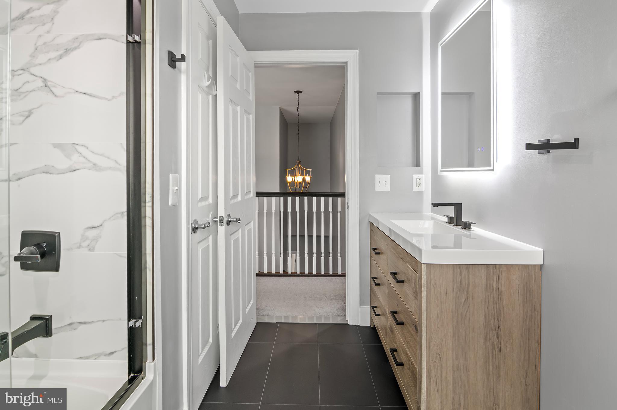 GREEN SPRING MANOR - Residential