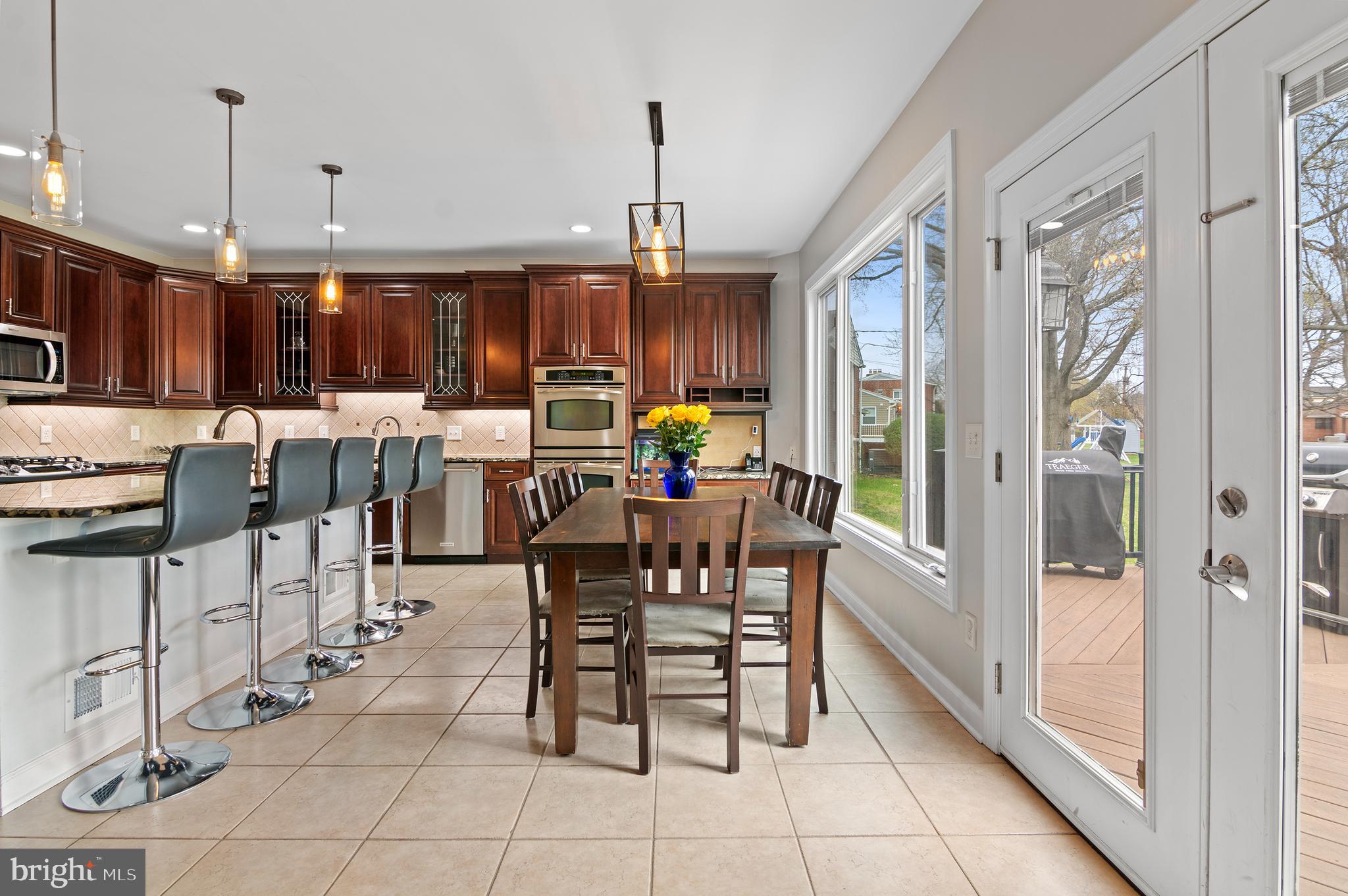 GREEN SPRING MANOR - Residential