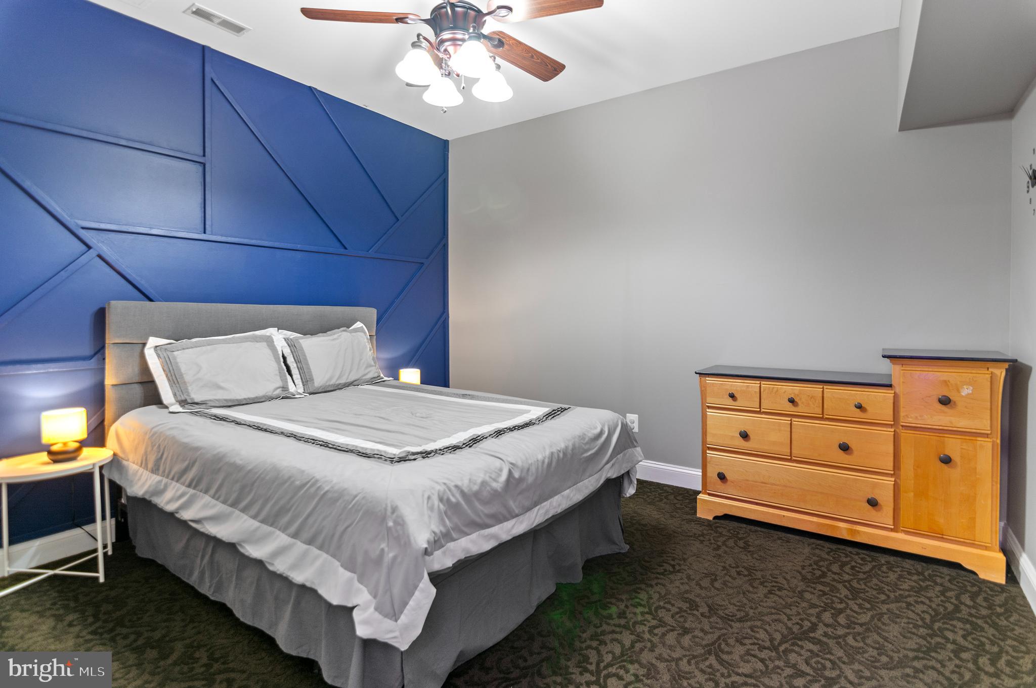 GREEN SPRING MANOR - Residential