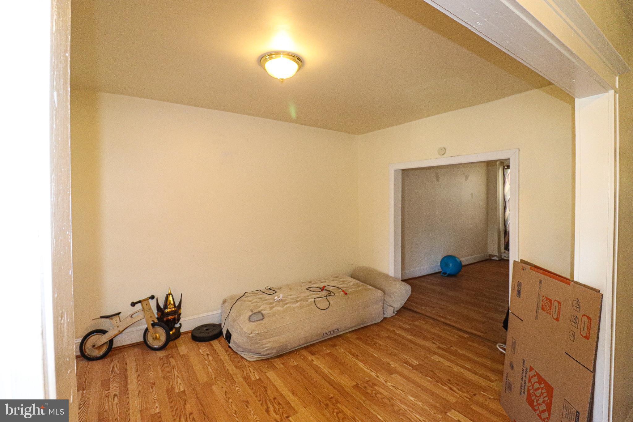 WEST FOREST PARK - Residential