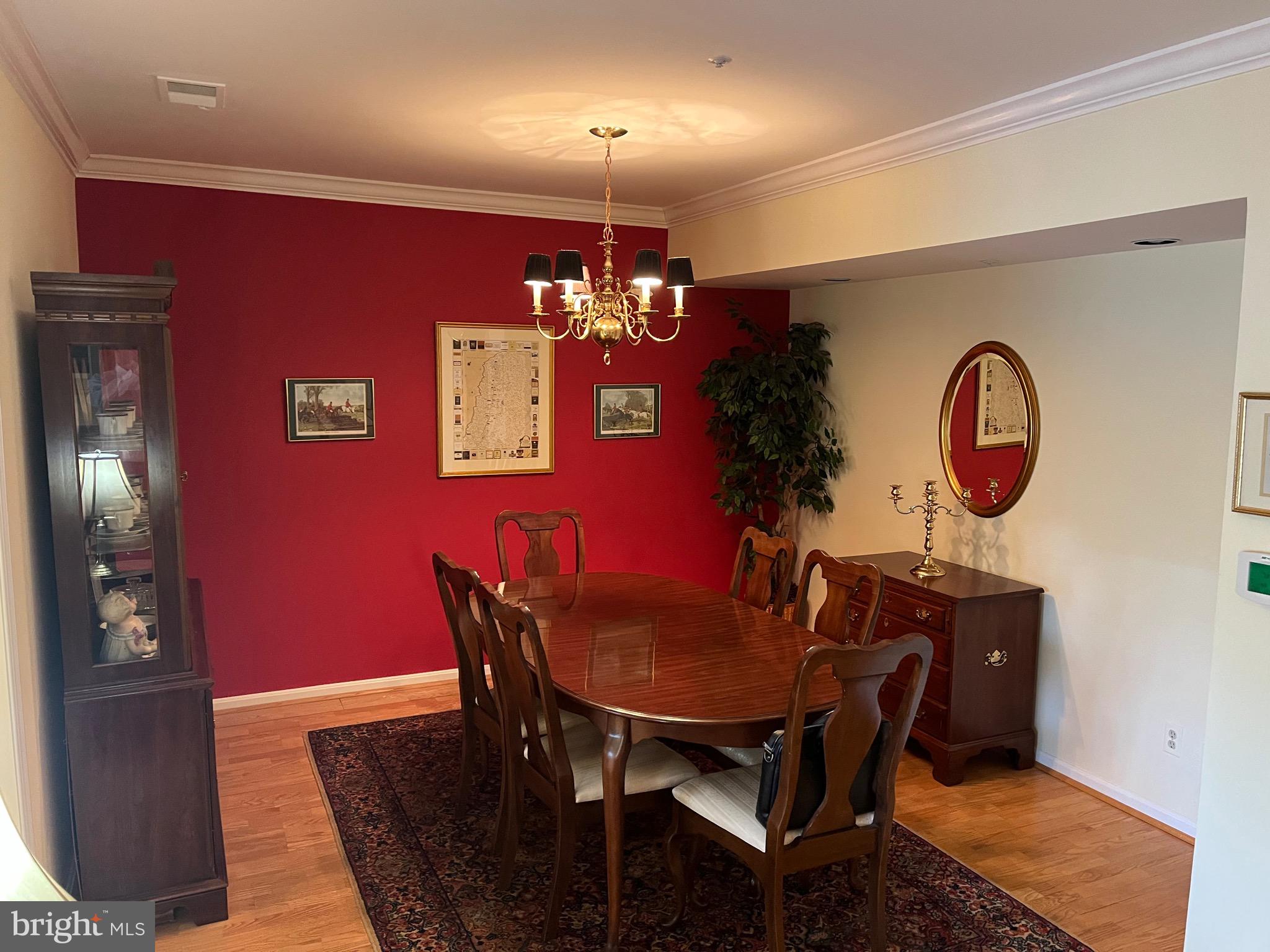 BELMONT FOREST - Residential