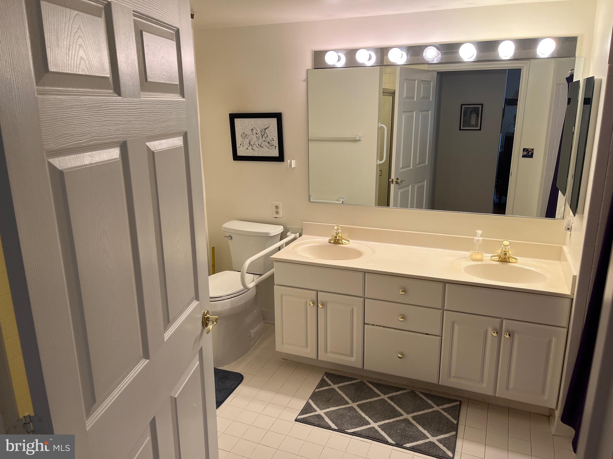 BELMONT FOREST - Residential