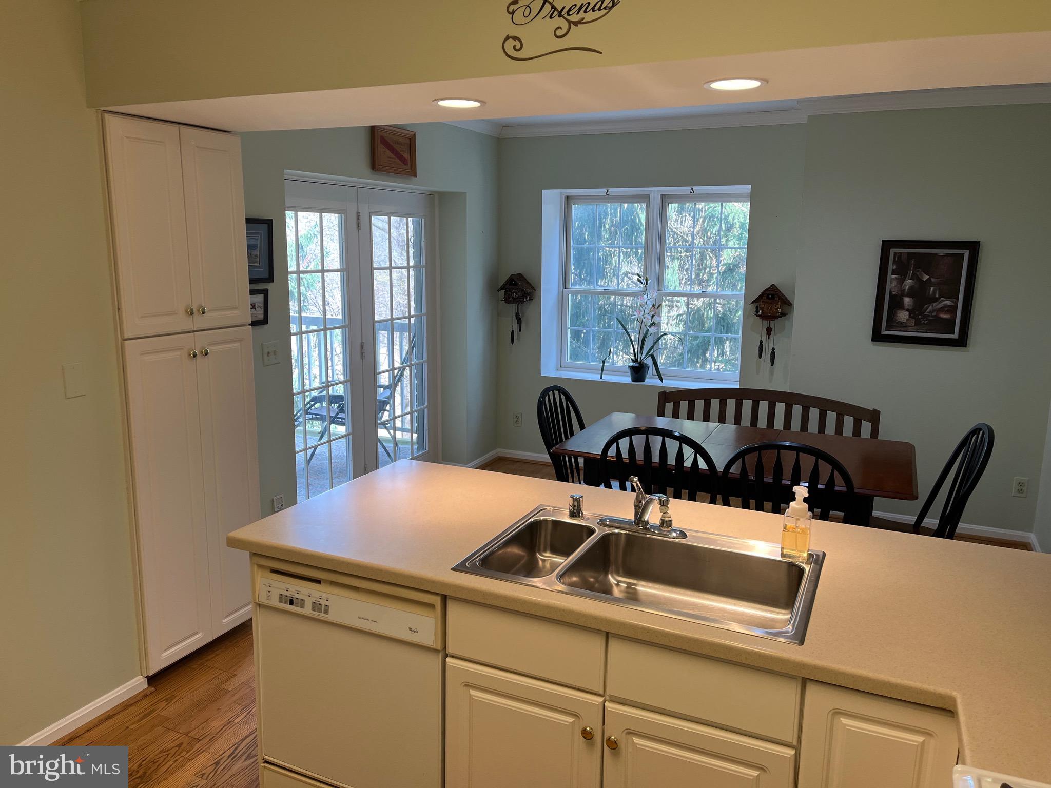 BELMONT FOREST - Residential