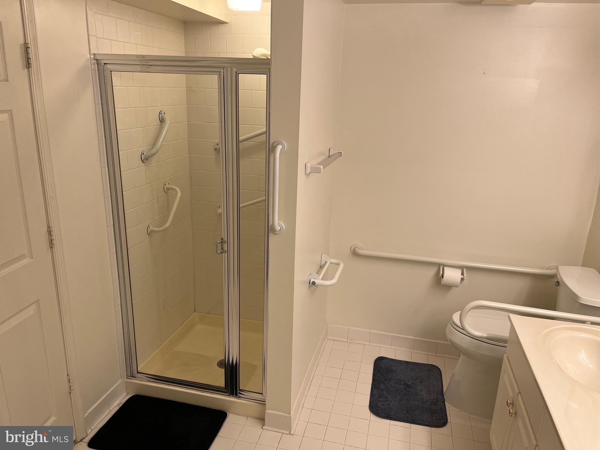 BELMONT FOREST - Residential