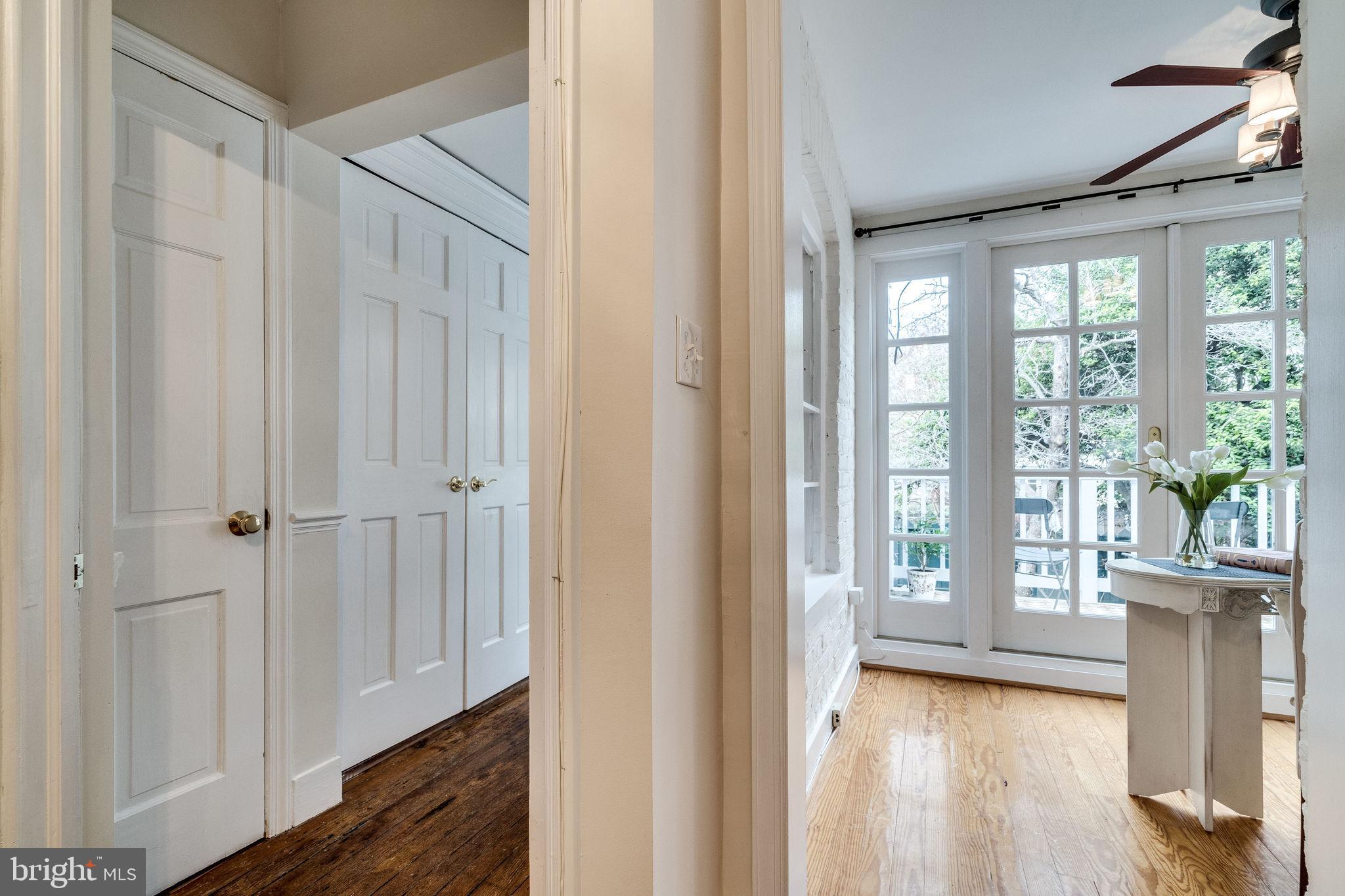 OLD TOWN ALEXANDRIA - Residential