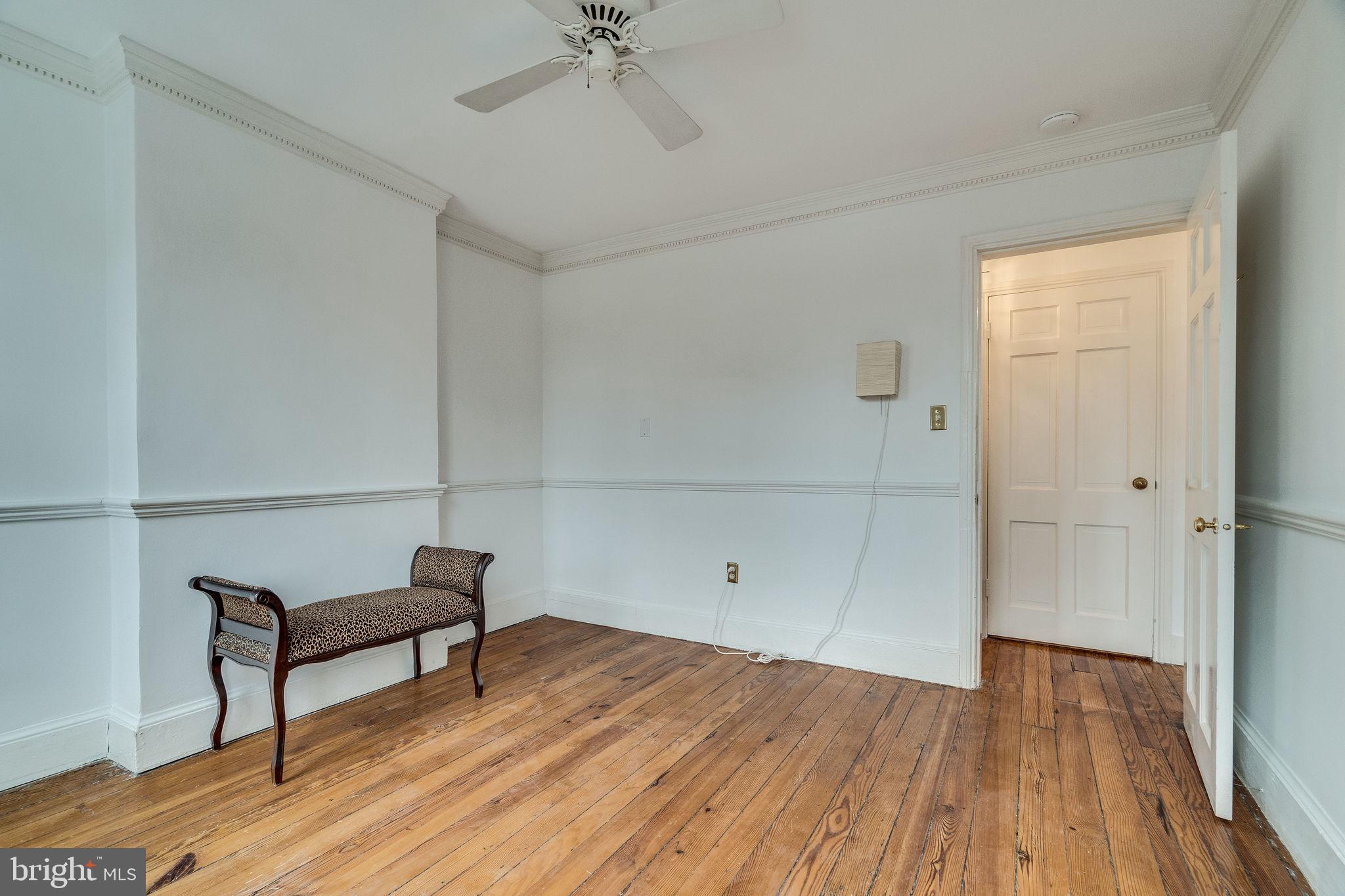 OLD TOWN ALEXANDRIA - Residential