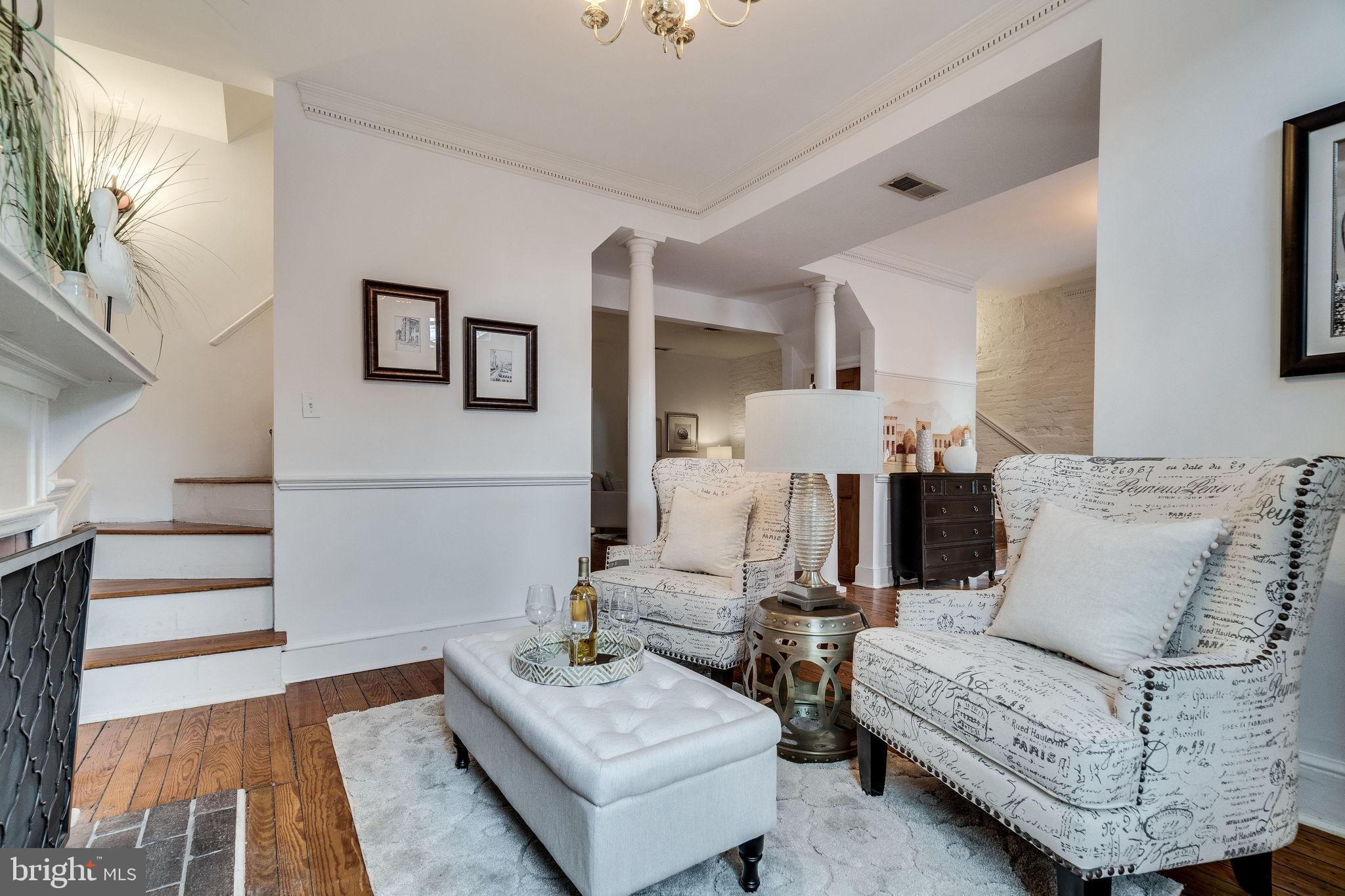 OLD TOWN ALEXANDRIA - Residential