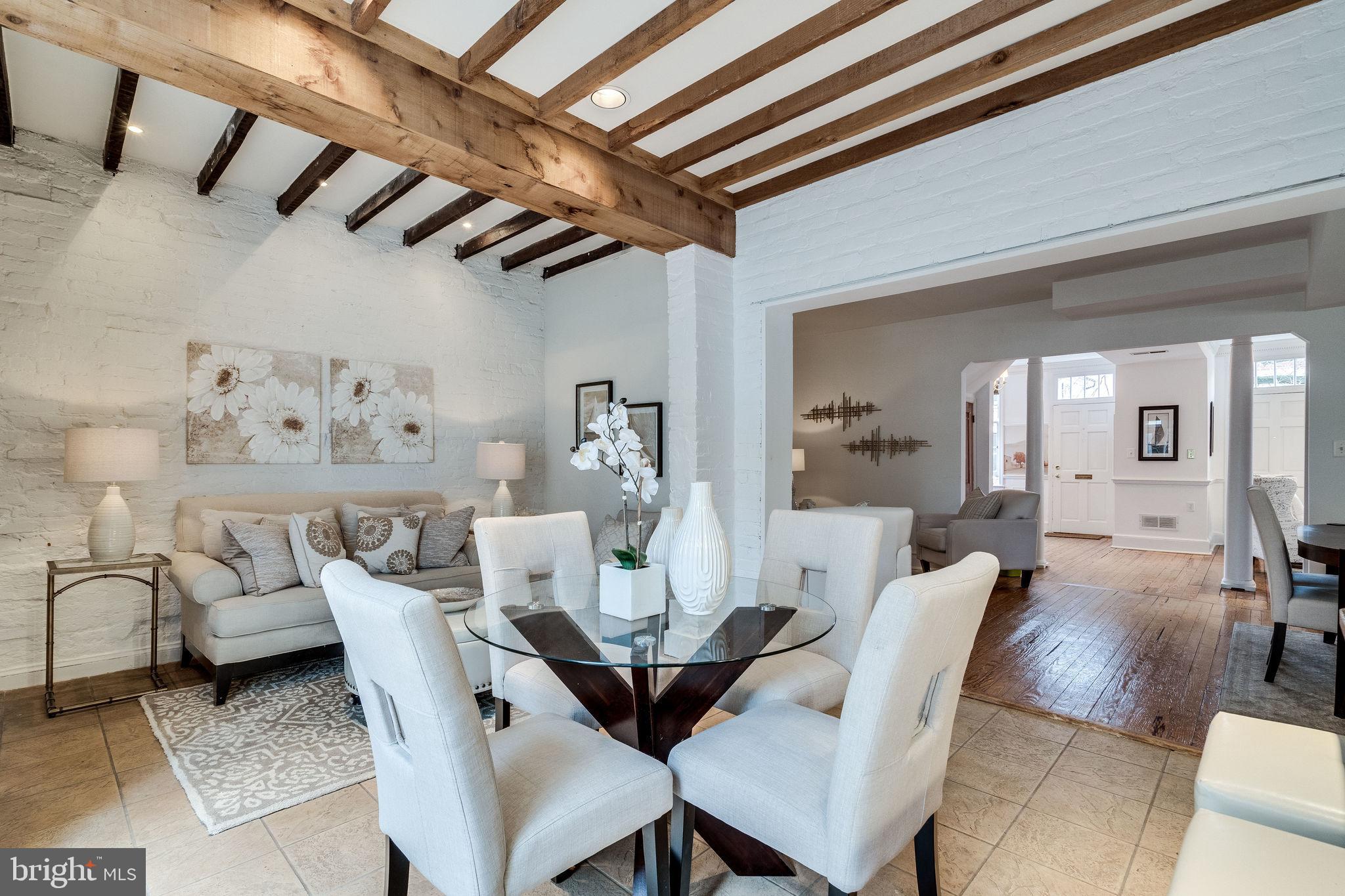 OLD TOWN ALEXANDRIA - Residential