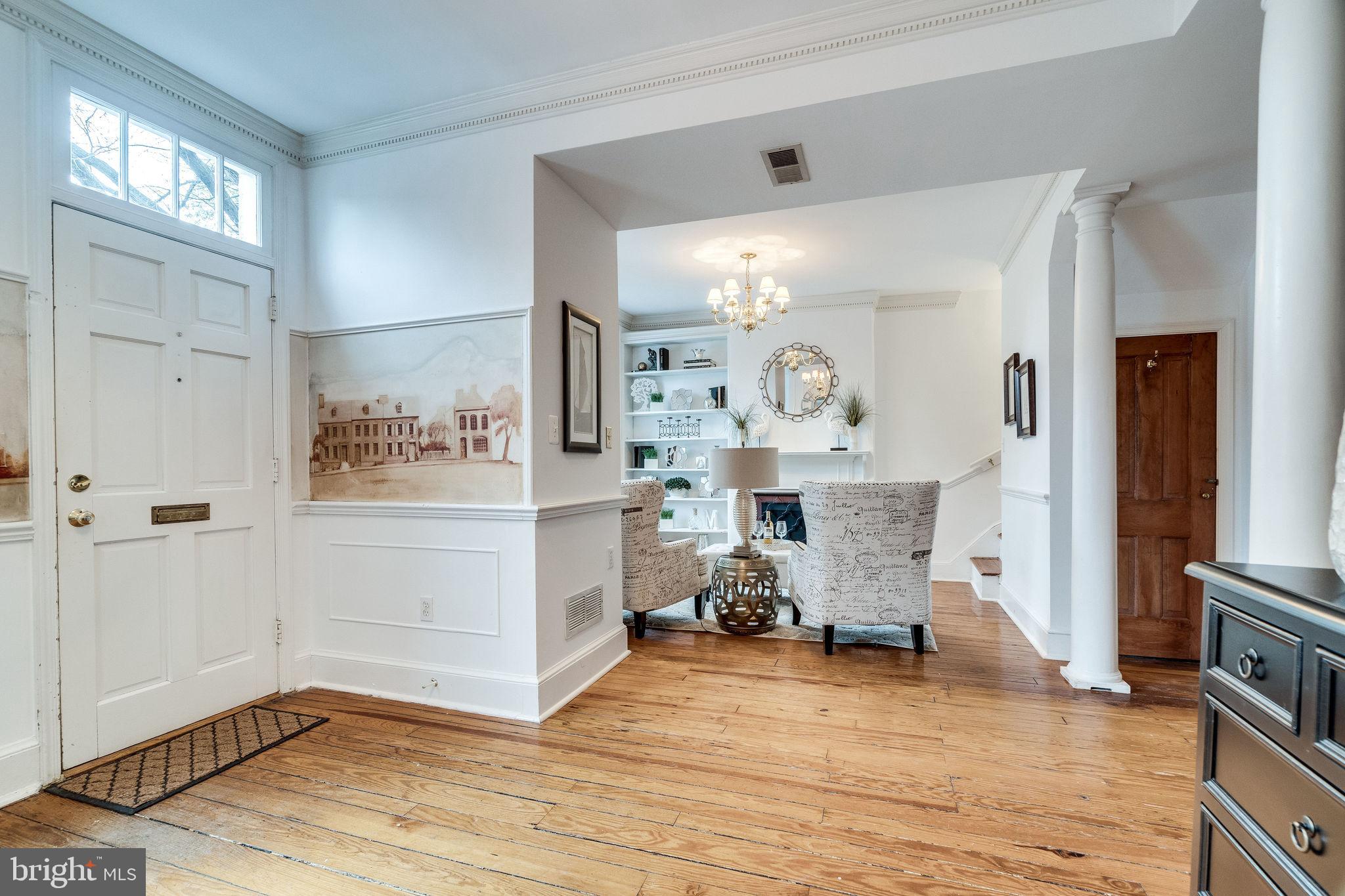 OLD TOWN ALEXANDRIA - Residential