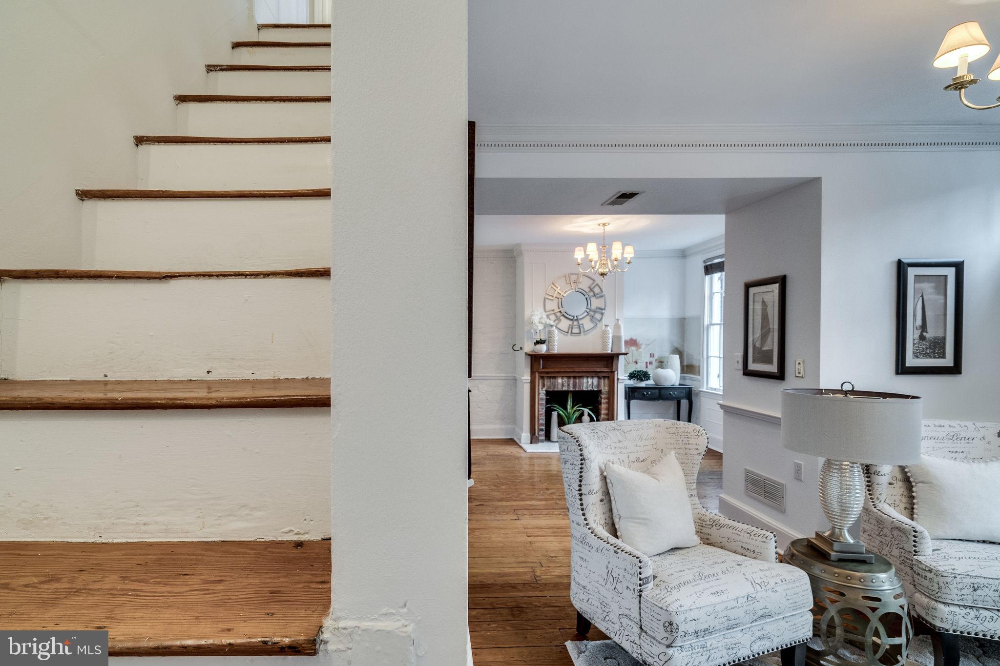 OLD TOWN ALEXANDRIA - Residential