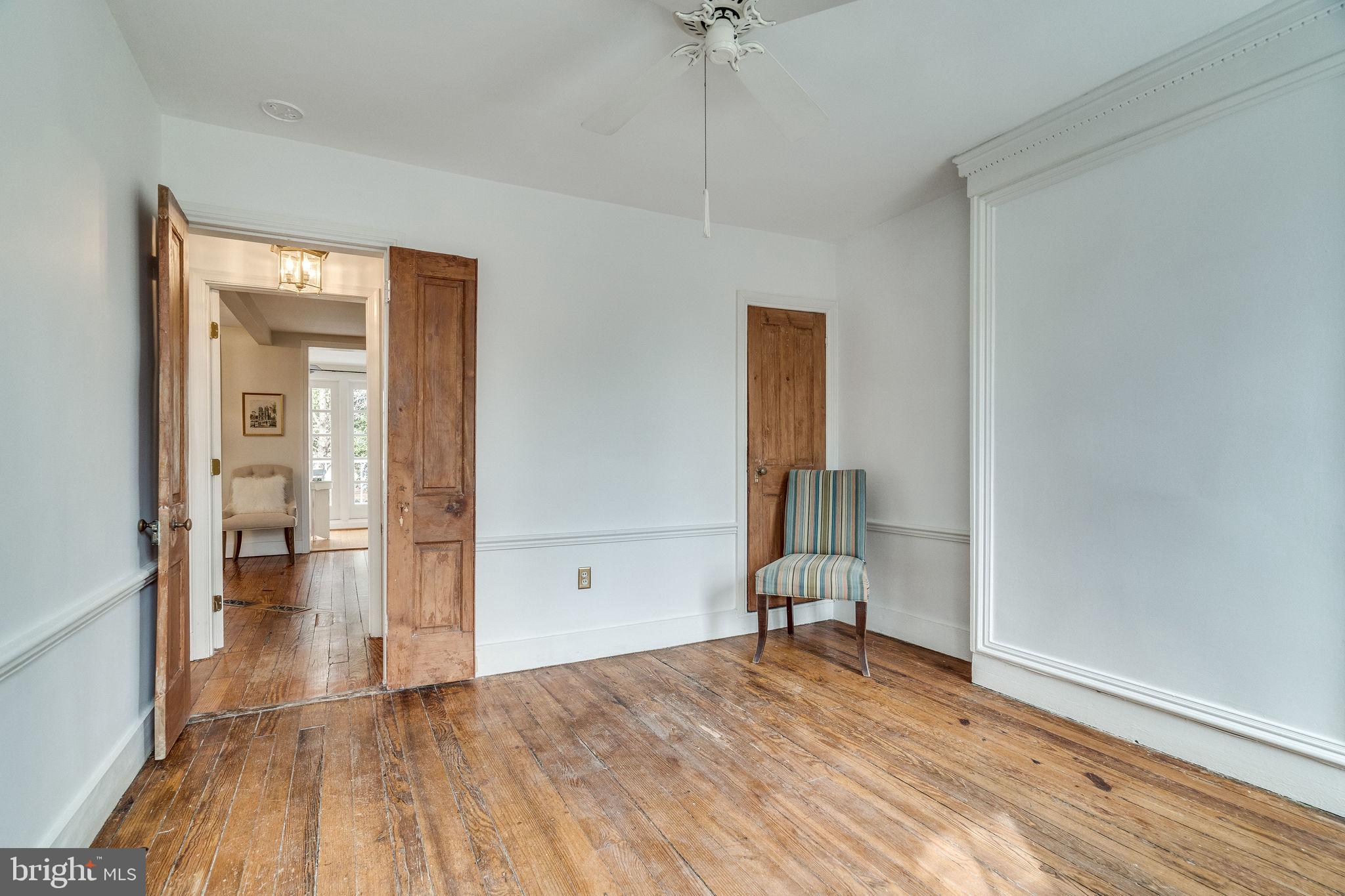 OLD TOWN ALEXANDRIA - Residential