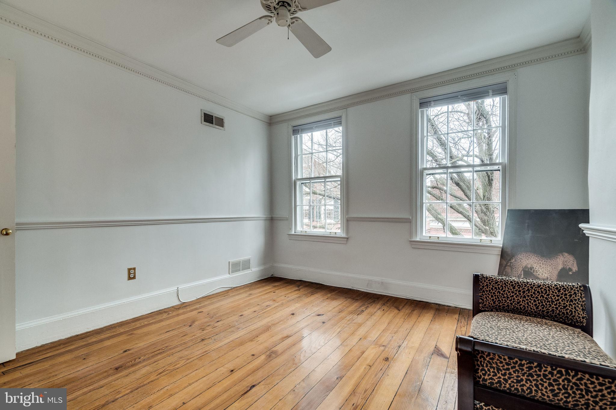 OLD TOWN ALEXANDRIA - Residential