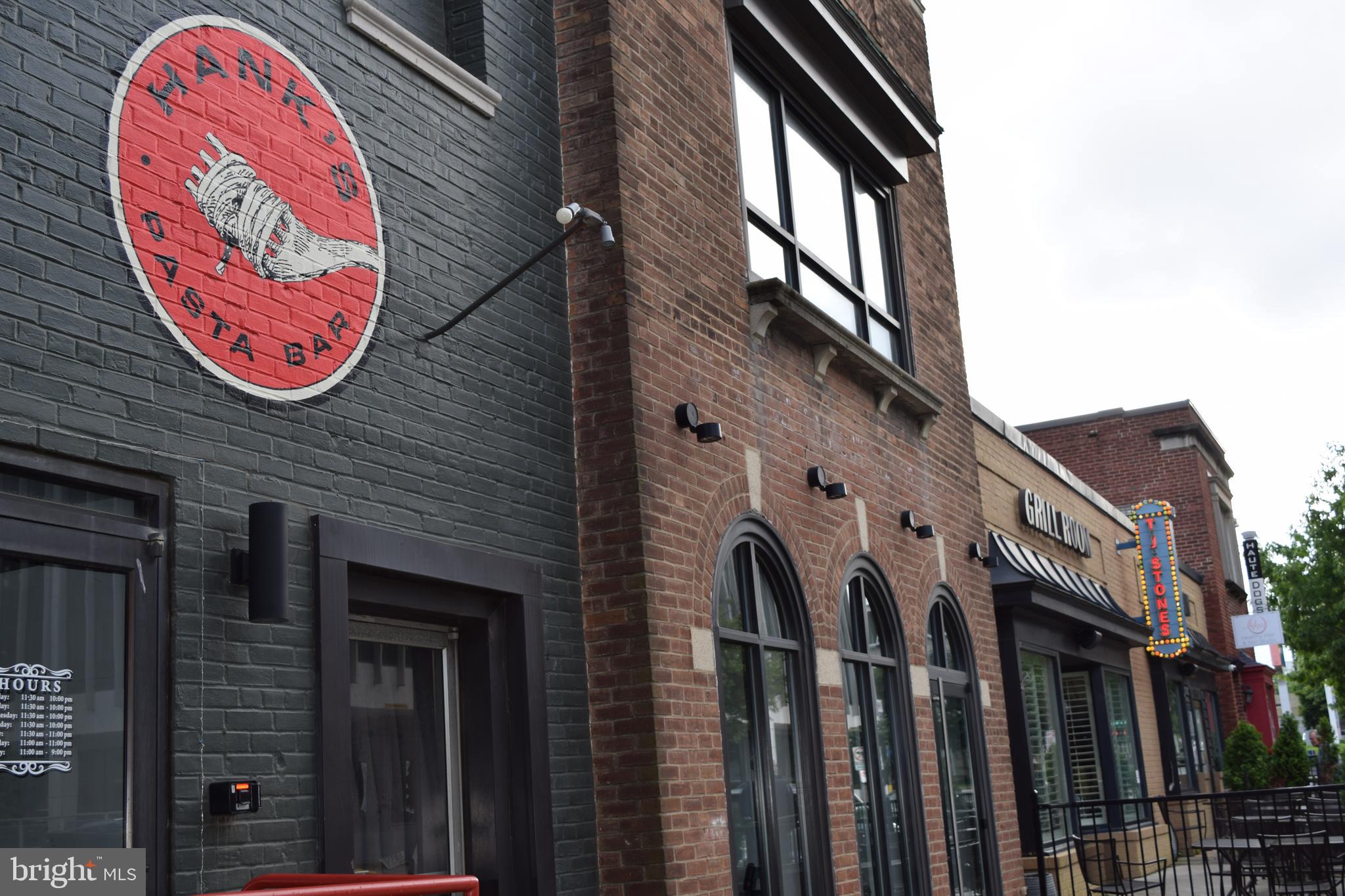 OLD TOWN ALEXANDRIA - Residential