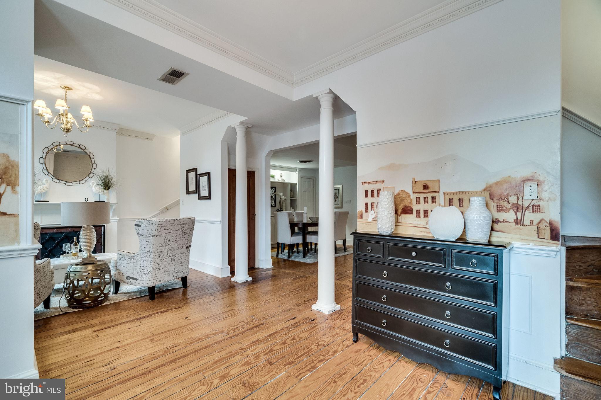 OLD TOWN ALEXANDRIA - Residential