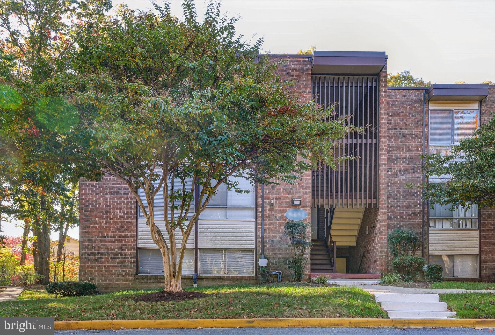 CHELSEA WOODS - Residential Lease