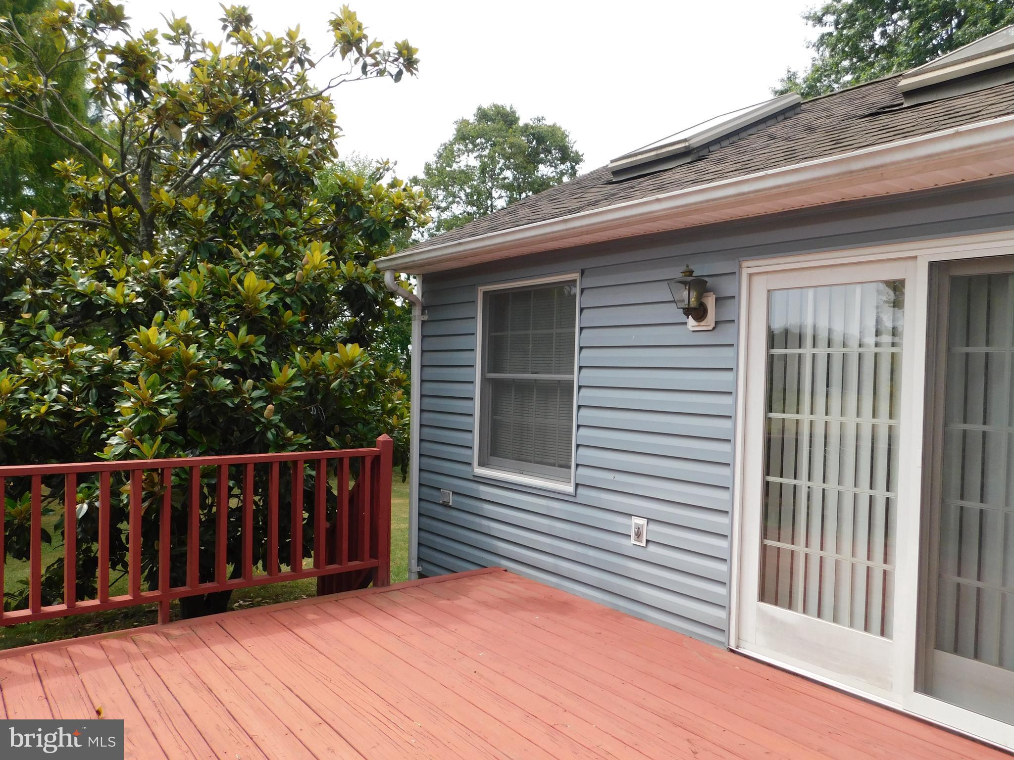 ALBIN VILLAGE - Residential Lease