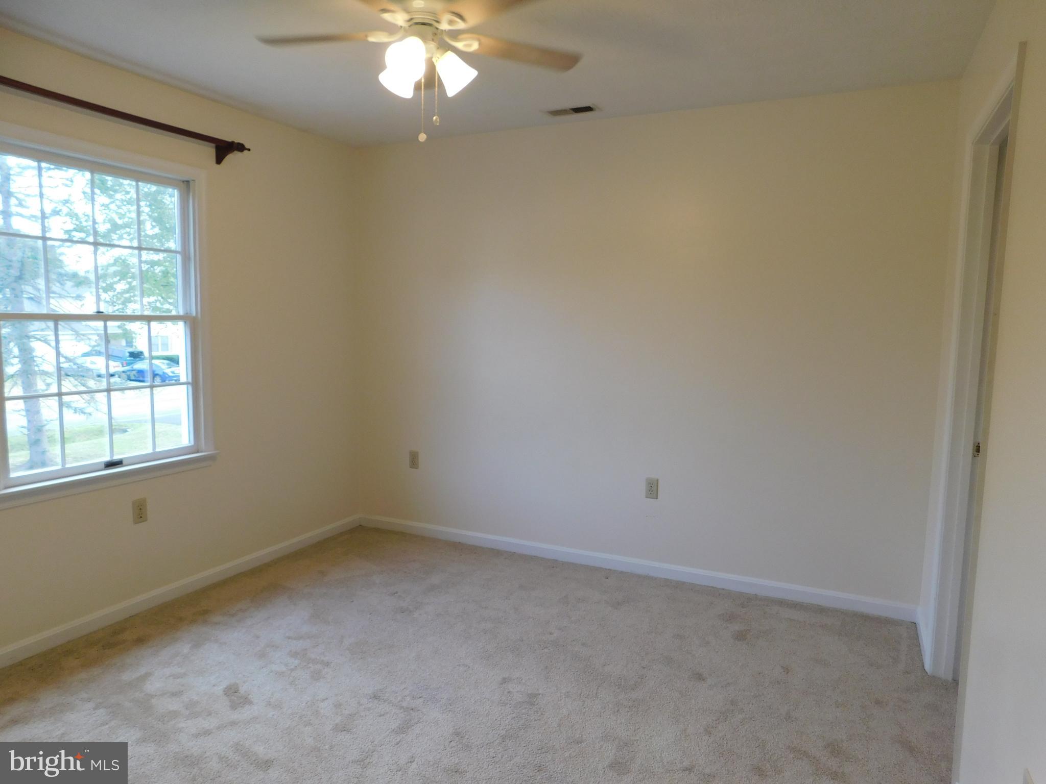 ALBIN VILLAGE - Residential Lease