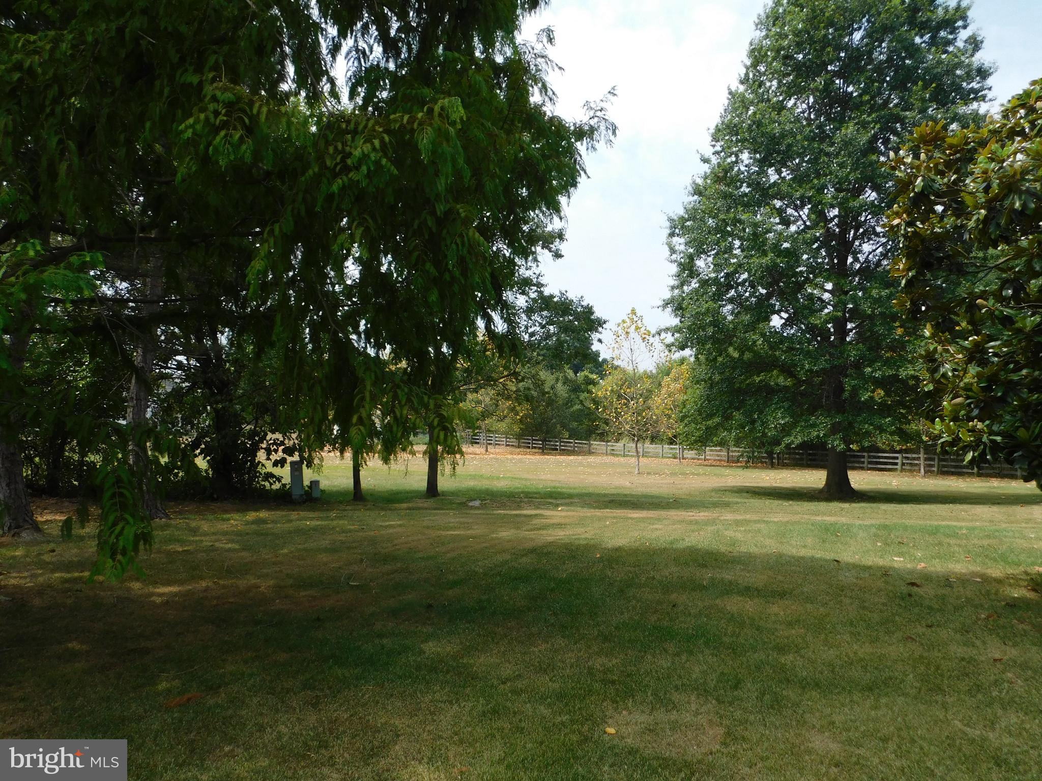 ALBIN VILLAGE - Residential Lease