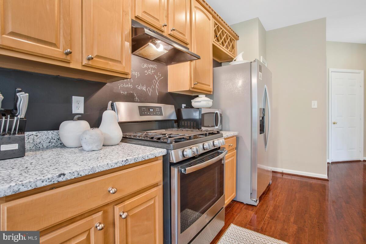 WOODMORE SOUTH - Residential