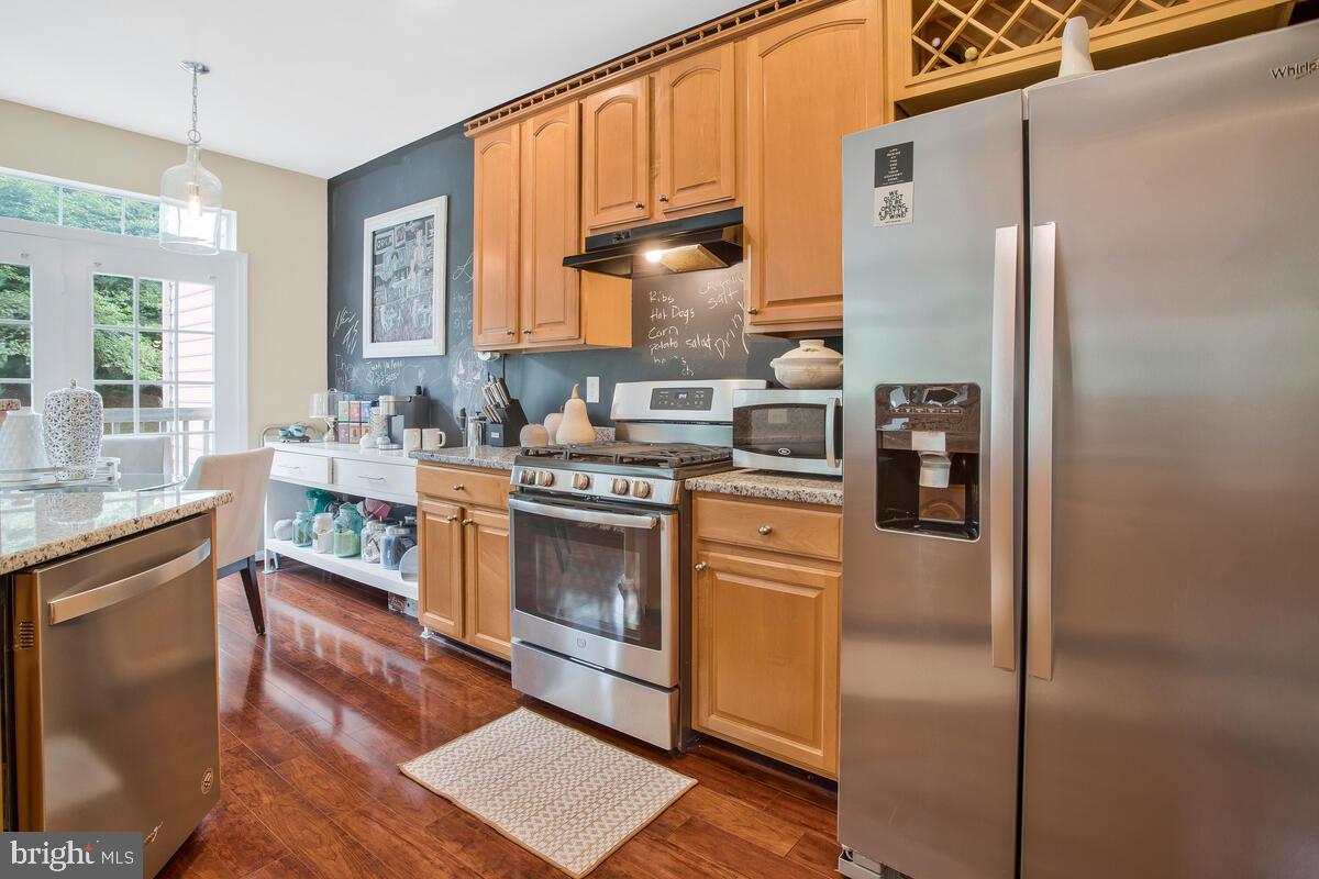 WOODMORE SOUTH - Residential